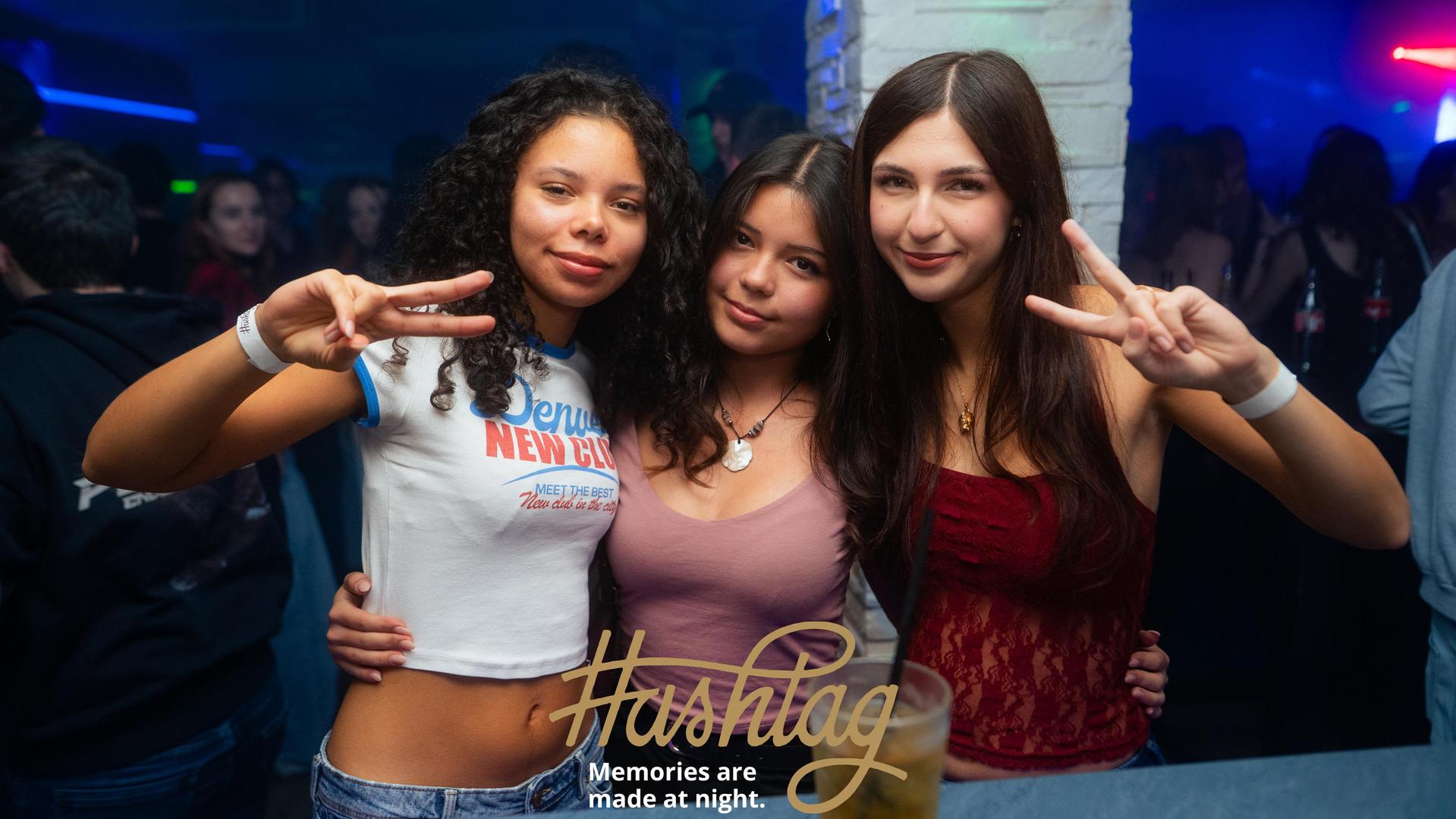 Am Dienstag wurde im Hashtag die Abgabe der Seminararbeiten gefeiert.  (Bild: Hannes Stock)