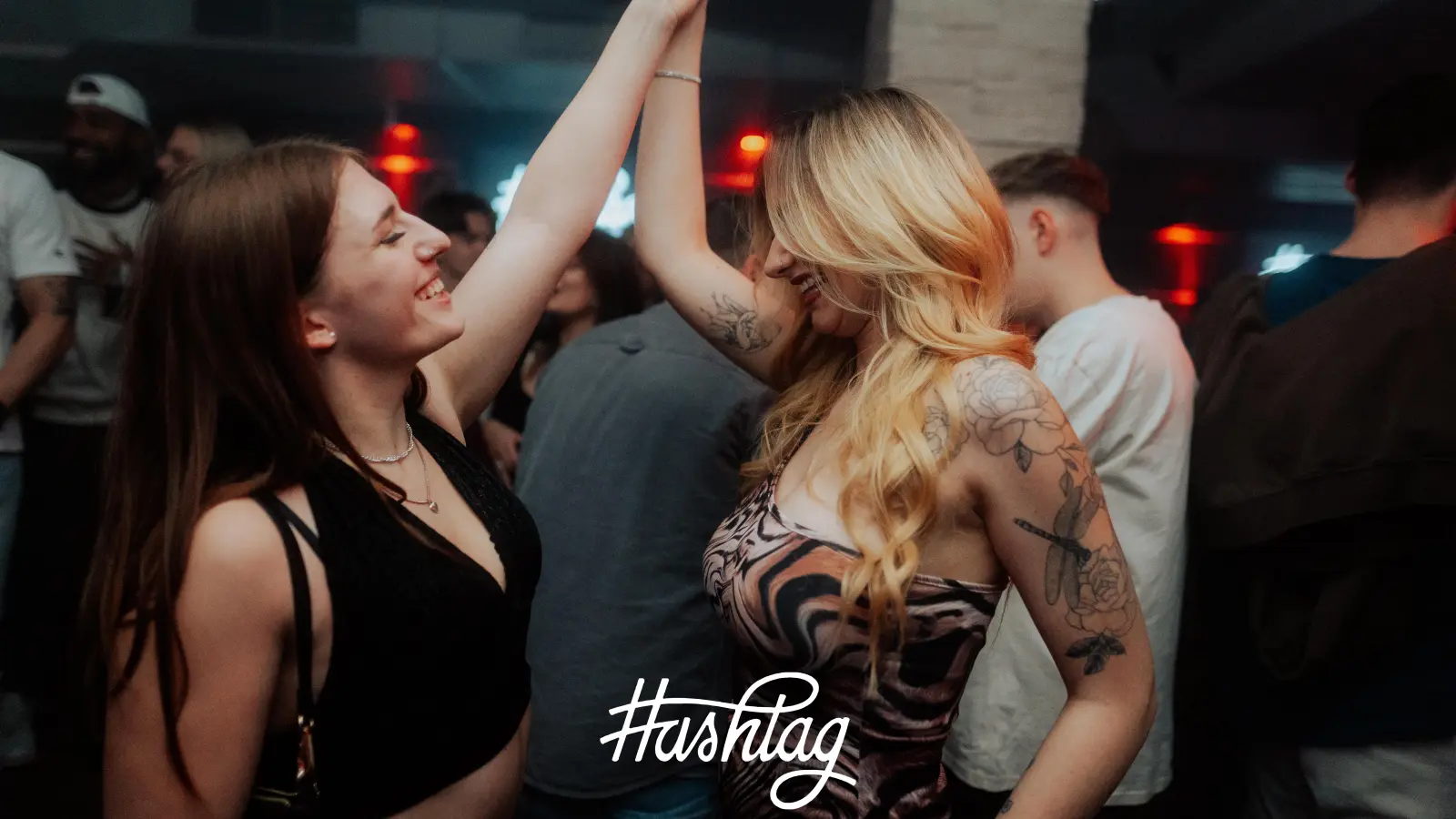 Bei der „Hashtag Saturday”-Party im Hashtag Weiden sorgte DJ RobVEE für den passenden Sound. (Bild: Sebastian Reiter)