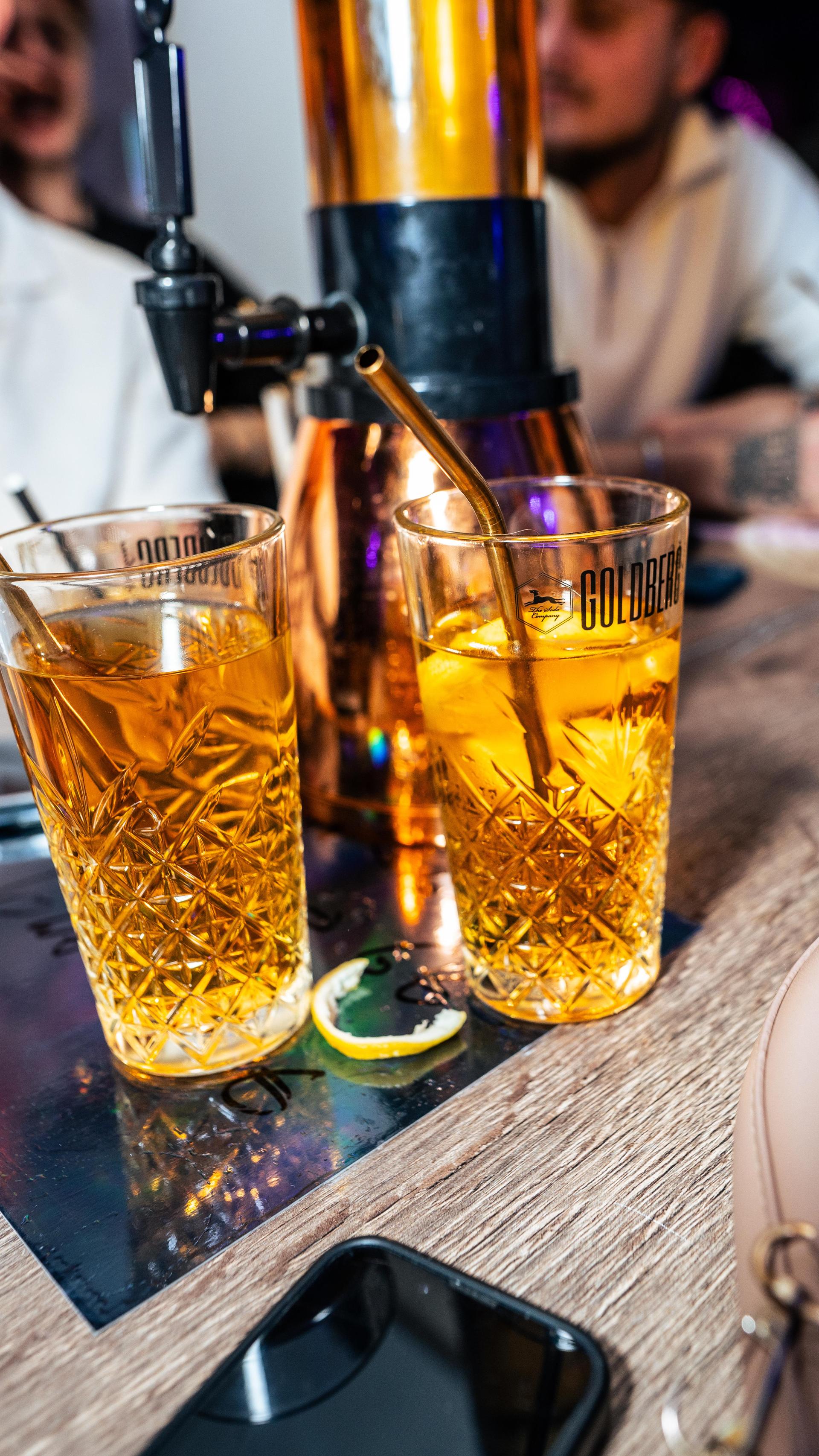 Am Freitag habt ihr beim Feiern in der SantoRino Bar ordentlich Gas gegeben. (Bild: Hannes Stock)