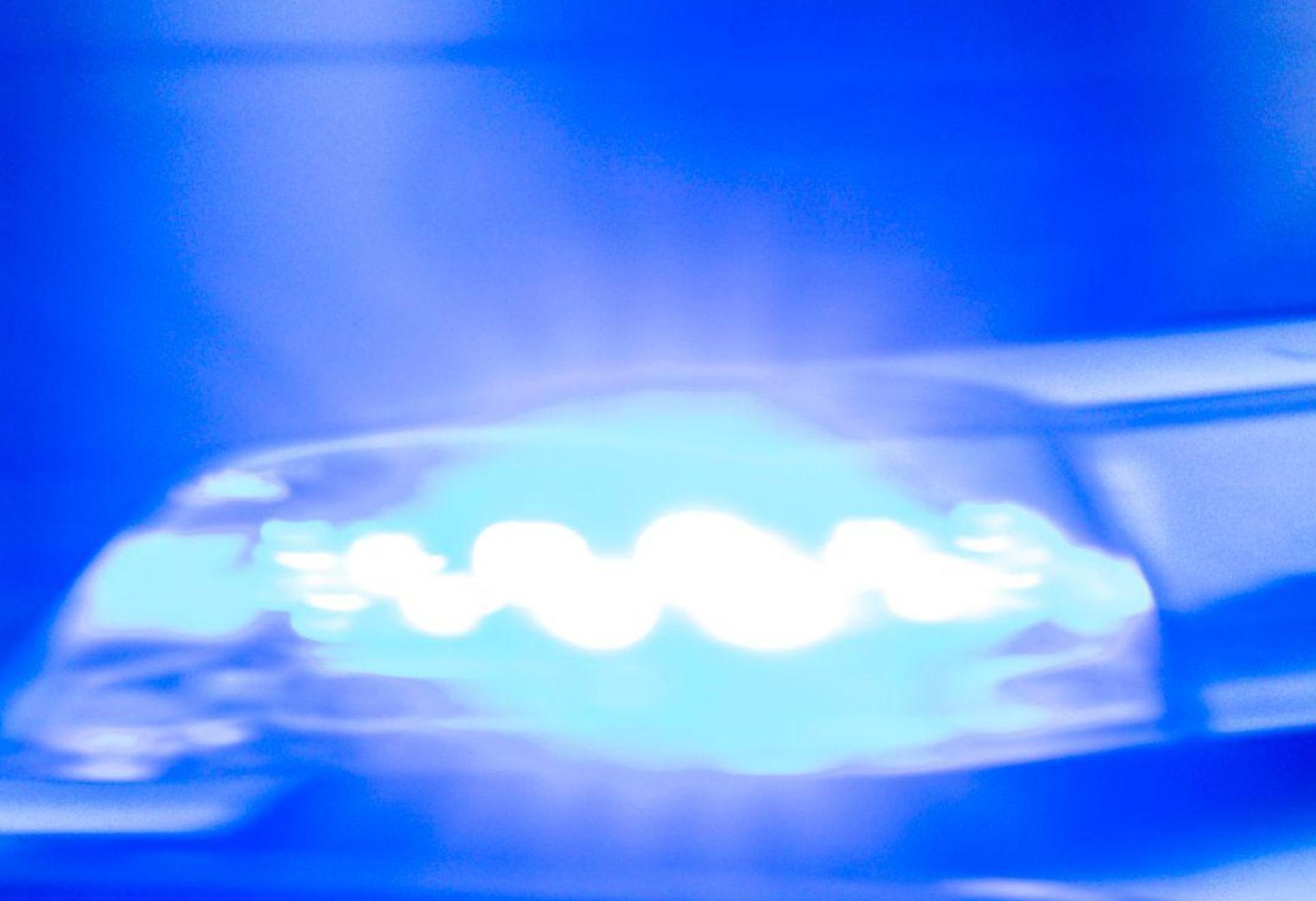 Die Polizei ermittelt zu der Unfallursache. (Symbolbild) (Bild: Jens Büttner/dpa)