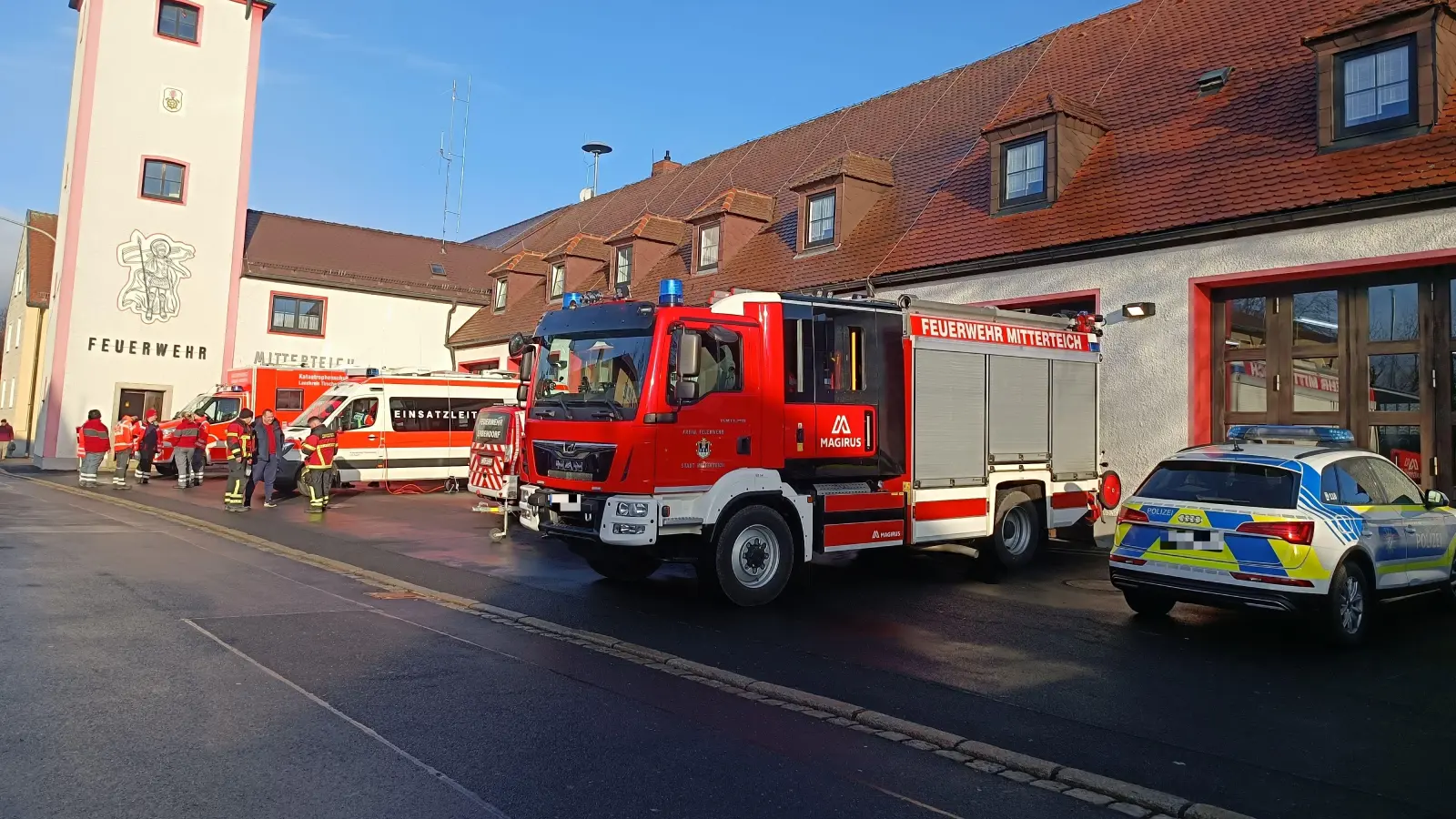 Die Koordination der Vermisstensuche war bei der Feuerwehr in Mitterteich eingerichtet.  (Bild: nic)