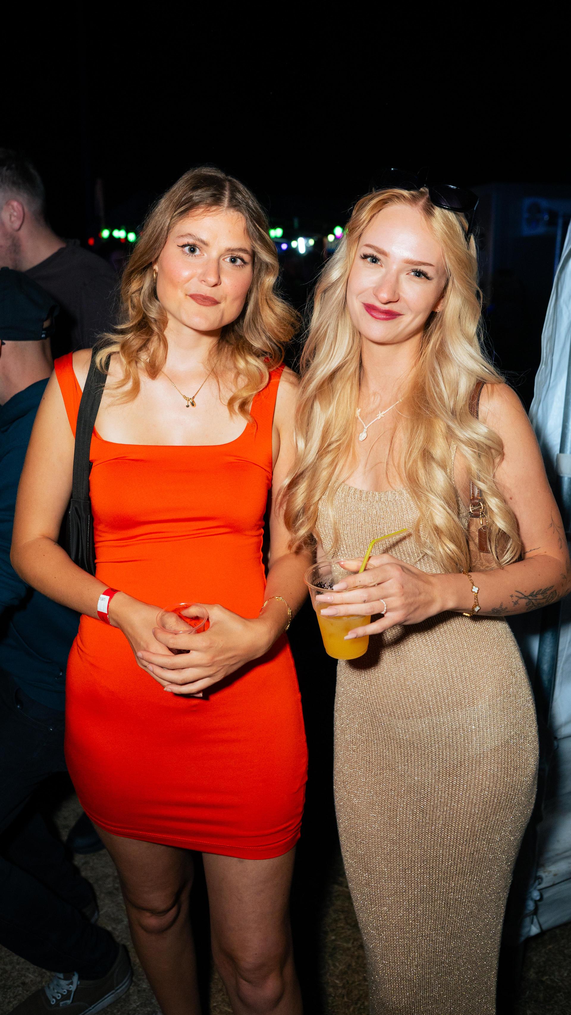Bilder der Beach Party. (Bild: Hannes Stock)