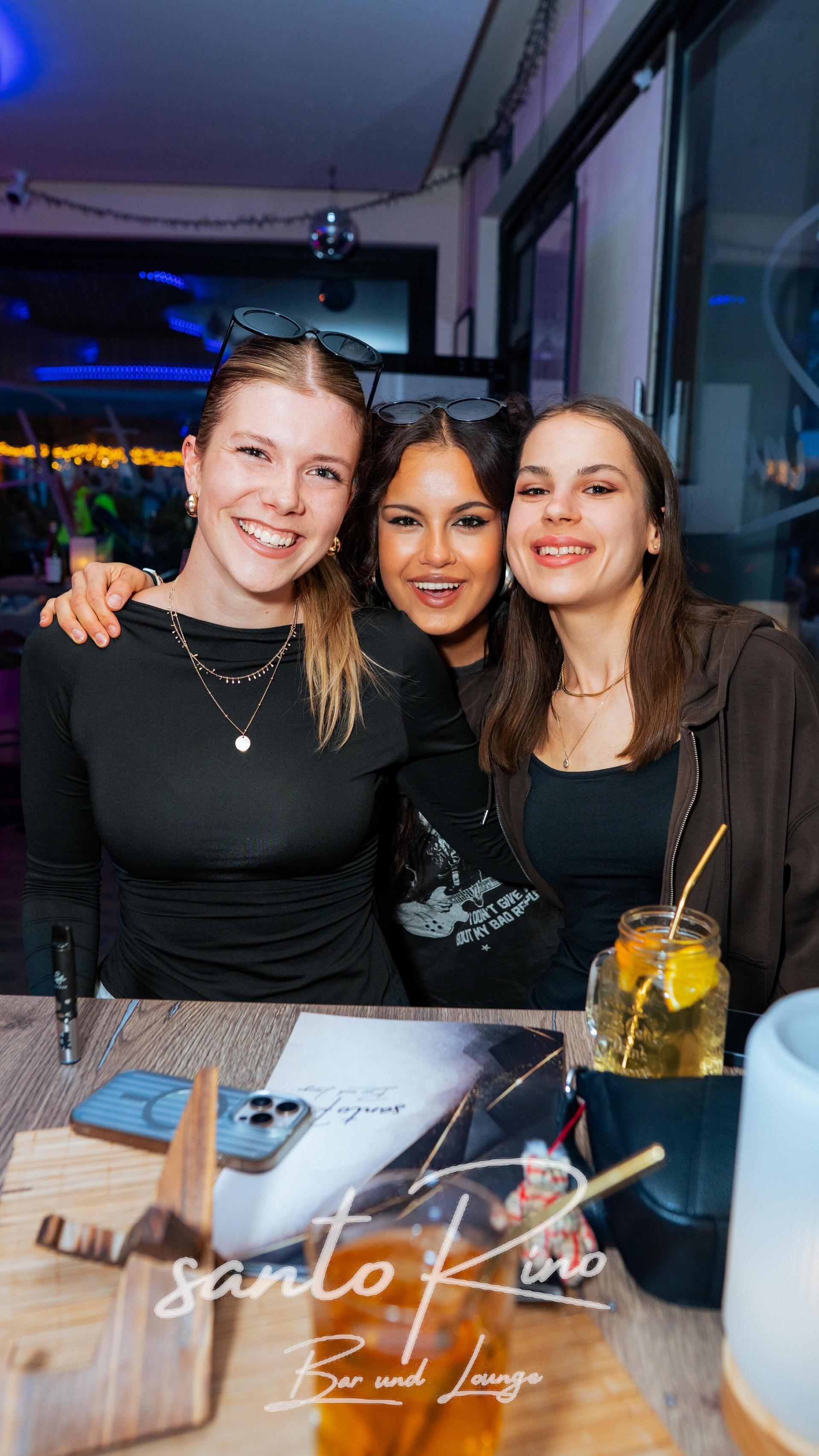 Bilder des Abends. (Bild: Hannes Stock)