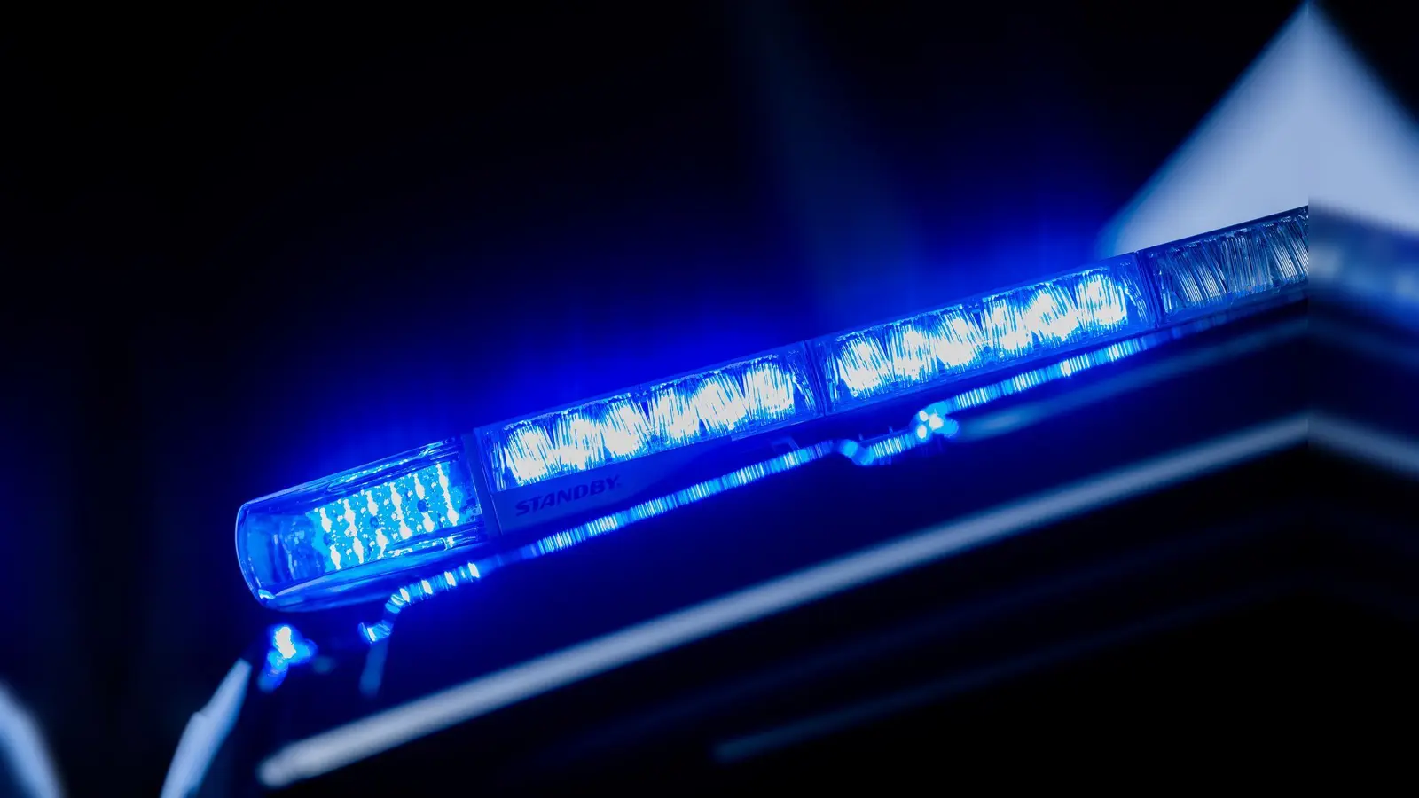 Gleich drei Fälle von Fahrerflucht beschäftigten die Polizei Weiden rund um das erste Adventswochenende.  (Symbolbild: Rolf Vennenbernd/dpa)