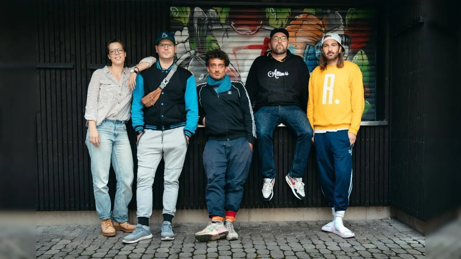 Dicht &amp; Ergreifend treten beim Schlosspark Festival 2027 in Schwarzenfeld auf. (Bild: Leon Zarbock)