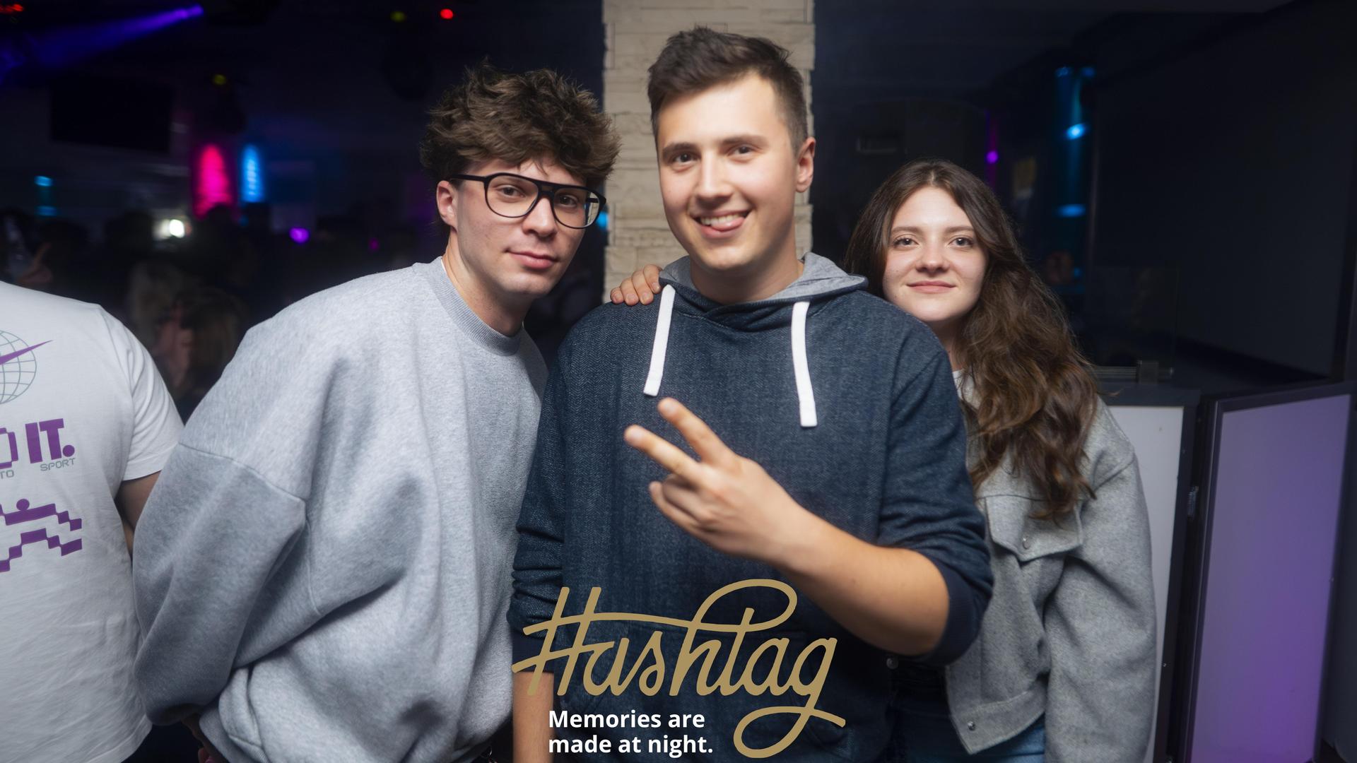 Im Hashtag sorgten am Freitag die Hits der 2000/10er für beste Stimmung. (Bild: Hannes Stock)