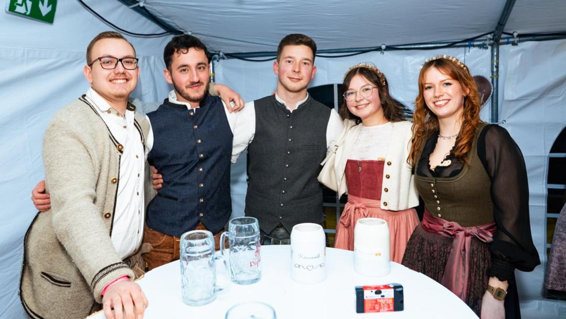 Unser Fotograf war für euch auf der Kirwa in Schwarzenbach. (Bild: Hannes Stock)