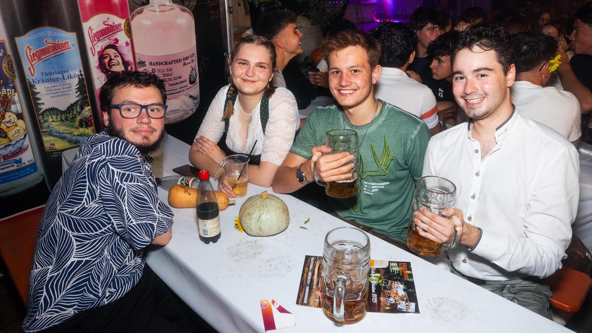 Der Samstag auf dem Weidener Volksfest 2025. (Bild: Hannes Stock)