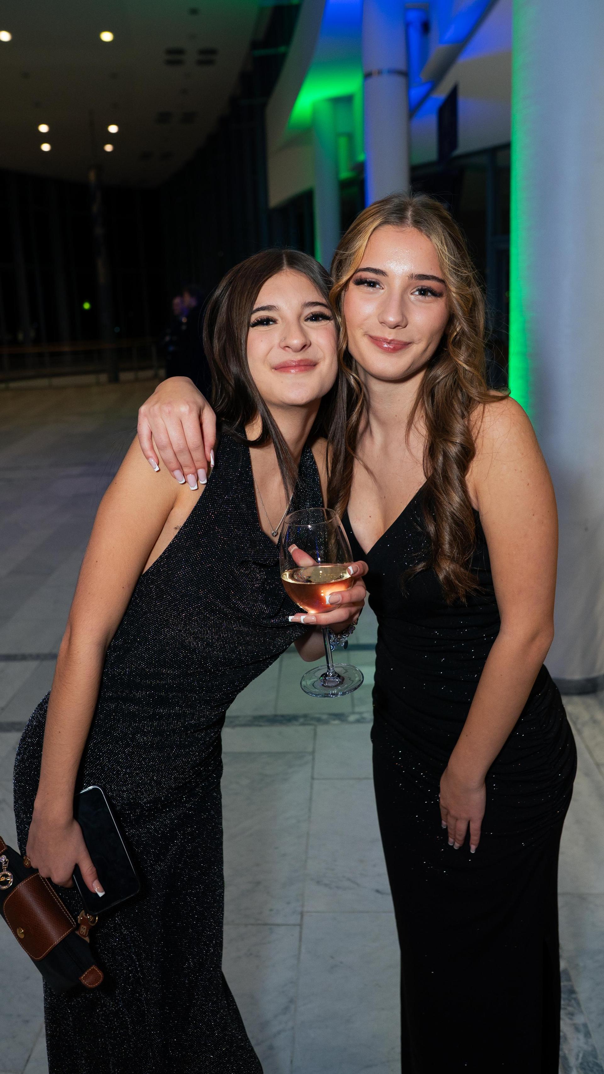 Abschlussball der Weidener Gymnnasien in der Max-Reger-Halle 2025 (Bild: Hannes Stock)