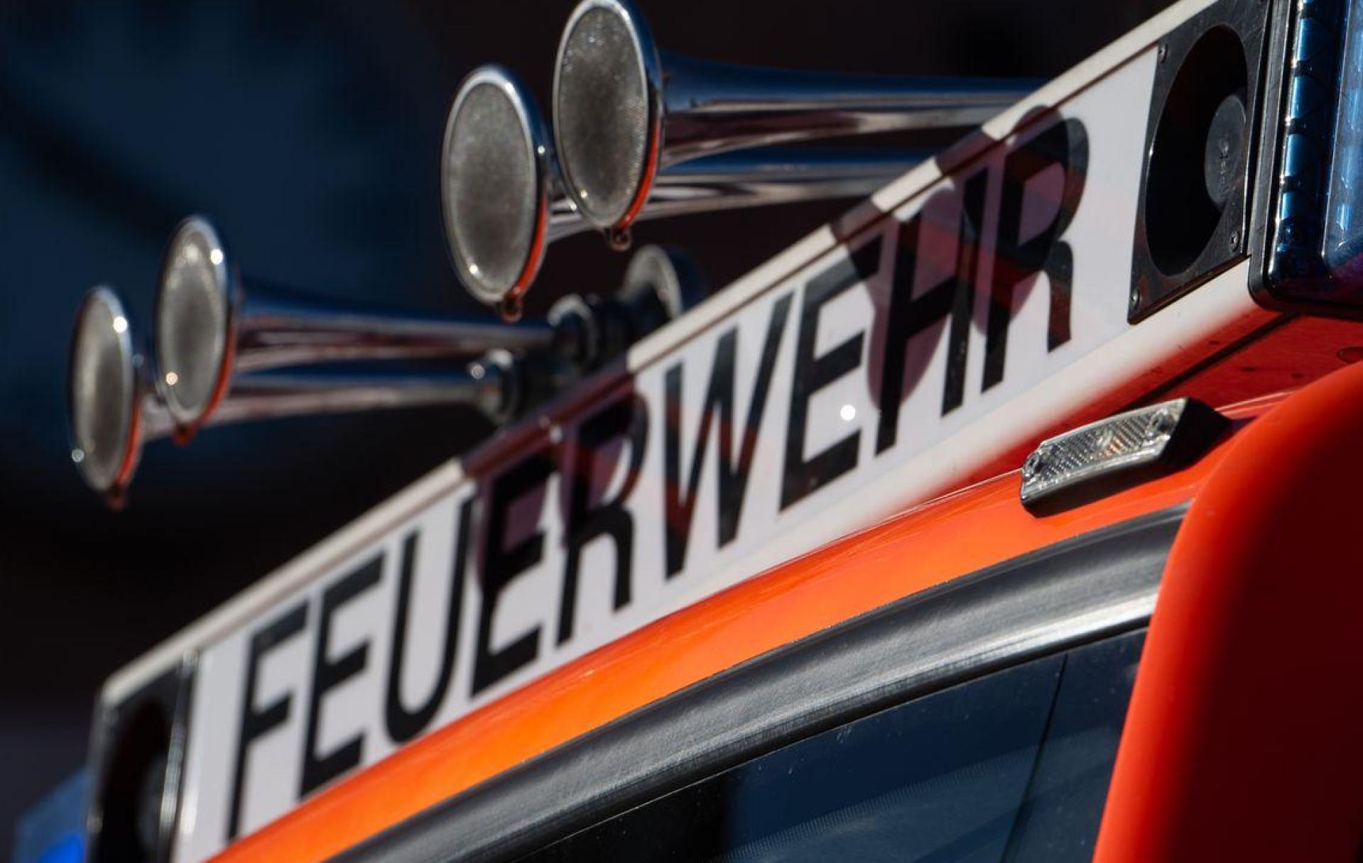 Pressebericht der Polizeiinspektion Neustadt/Waldnaab: Quad brennt nach technischem Defekt vollständig aus (Symbolbild: Marijan Murat/dpa)