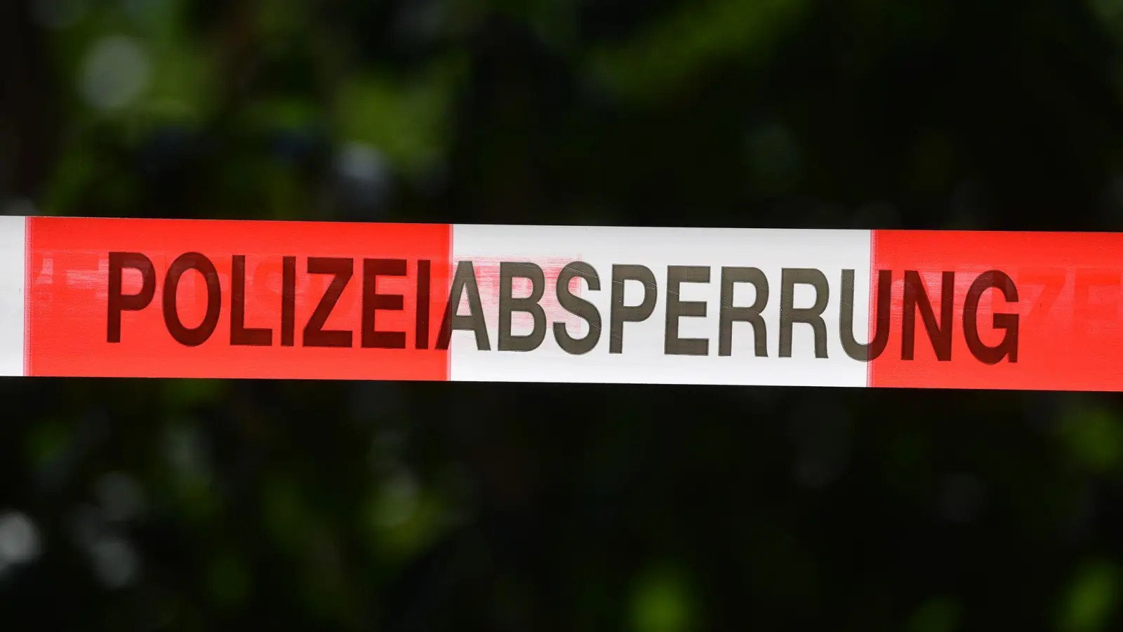 Zwei Frauen sind in Hersbruck schwer verletzt worden. (Symbolbild: Hendrik Schmidt/dpa-Zentralbild/dpa)