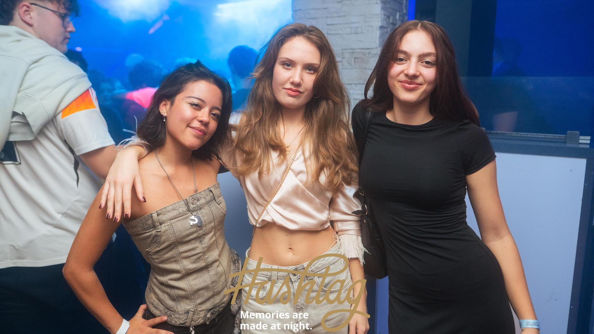 Am Dienstag wurde im Hashtag die Abgabe der Seminararbeiten gefeiert.  (Bild: Hannes Stock)