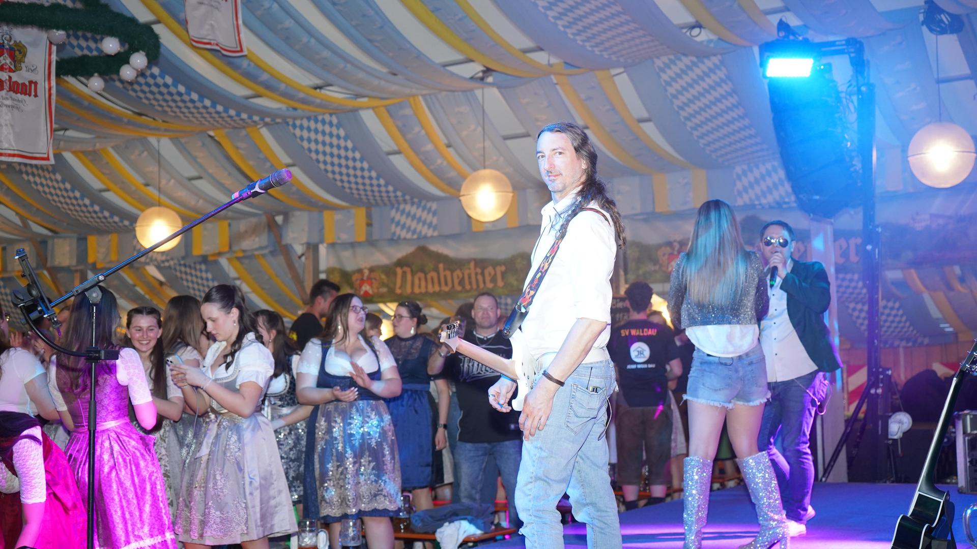 Der Dienstag auf dem Weidener „Frühlingsfest” 2025. (Bild: mcl)