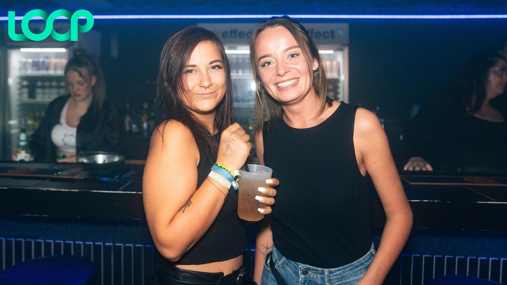 Das „Festival Rave” im Loop Weiden brachte am Samstag Festival-Stimmung in die Stadt. (Bild: Hannes Stock )