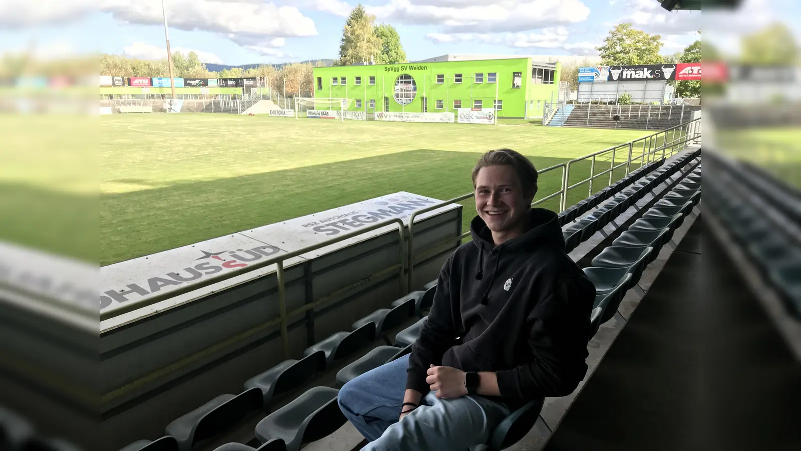 Der 19-jährige Max Wißmann ist Torhüter bei der SpVgg SV Weiden.  (Bild: mcl)