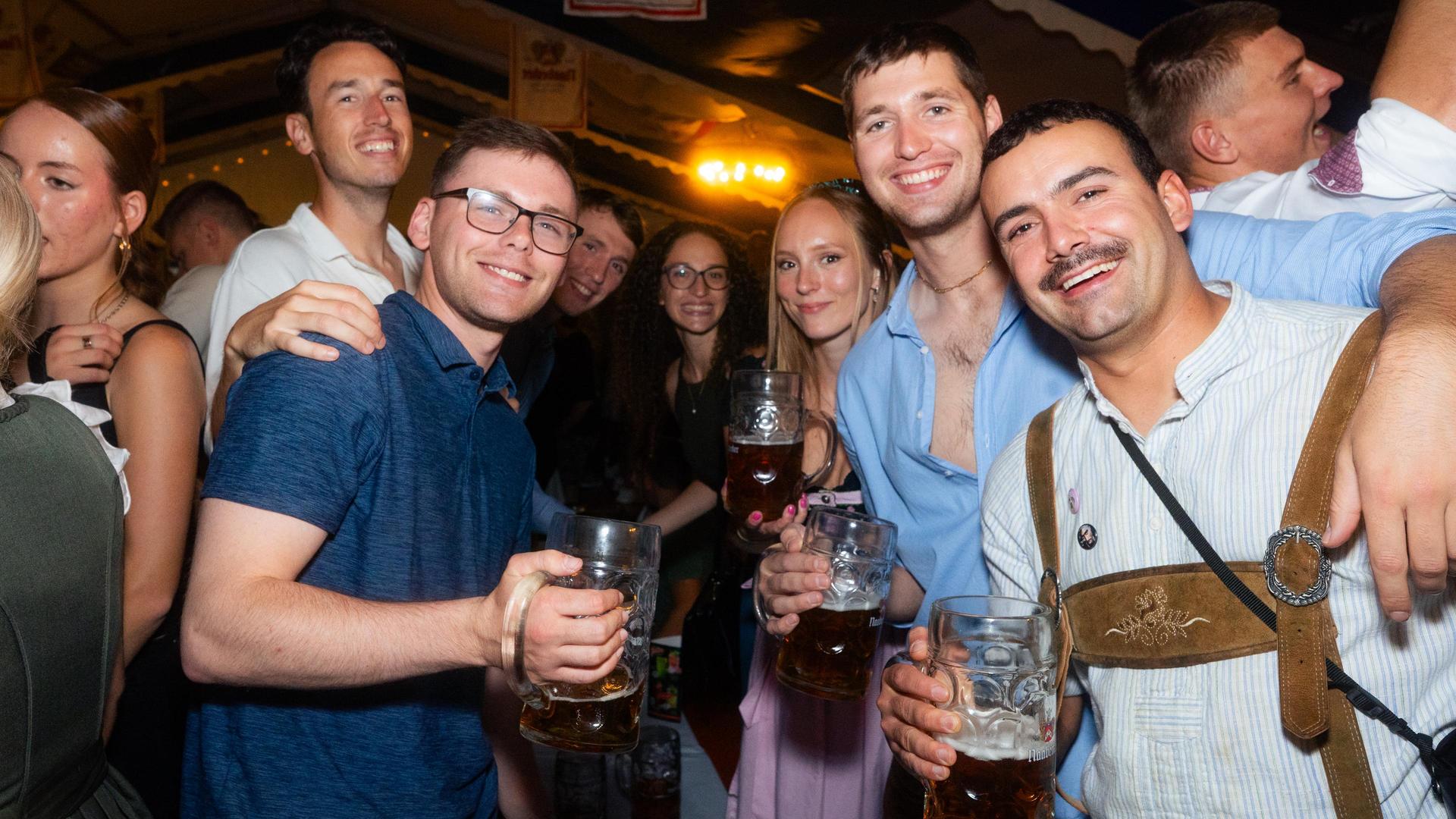 Der Samstag auf dem Weidener Volksfest 2025. (Bild: Hannes Stock)