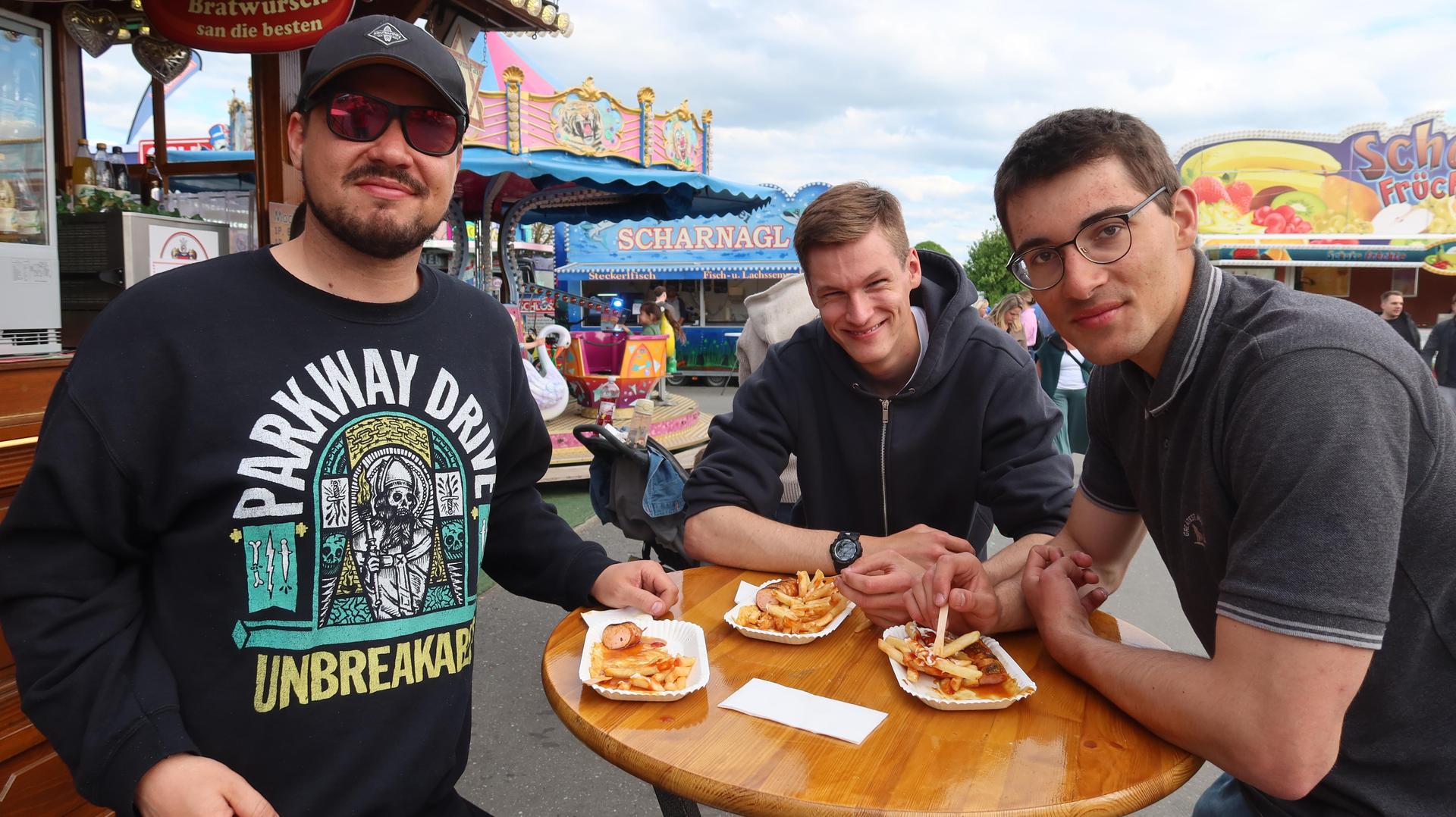 Auf dem Frühlingsfest schmeckt's einfach besser.  (Bild: Kunz)