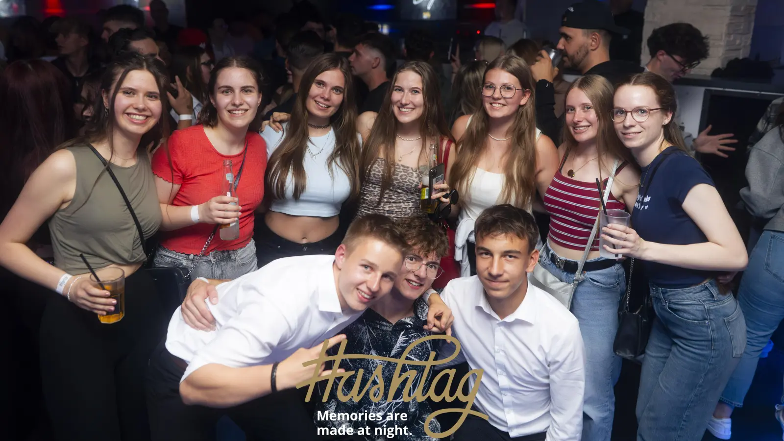 Im Hashtag sorgten am Freitag die Hits der 2000/10er für beste Stimmung. (Bild: Hannes Stock)