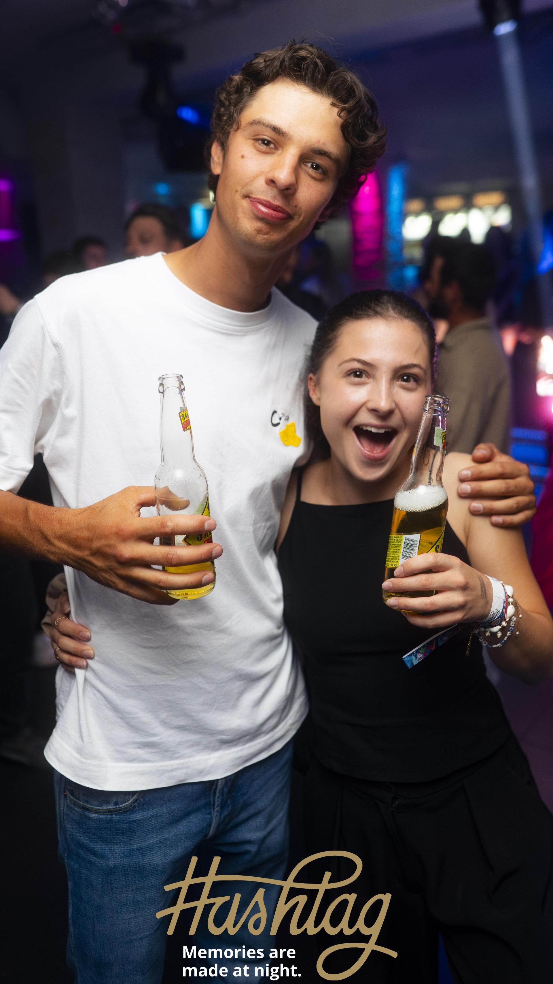 Im Hashtag sorgten am Freitag die Hits der 2000/10er für beste Stimmung. (Bild: Hannes Stock)