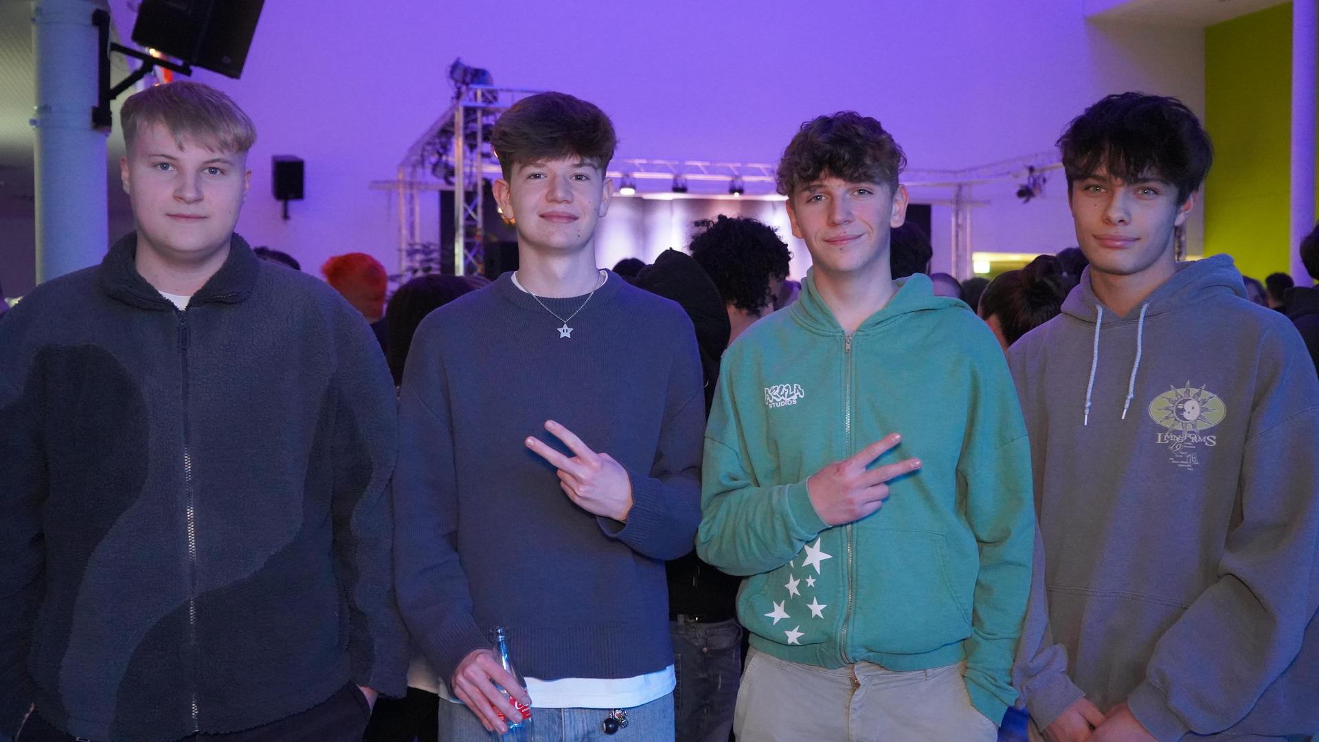 Die Bilder der FOSBOS-Kennenlernparty.  (Bild: mcl)