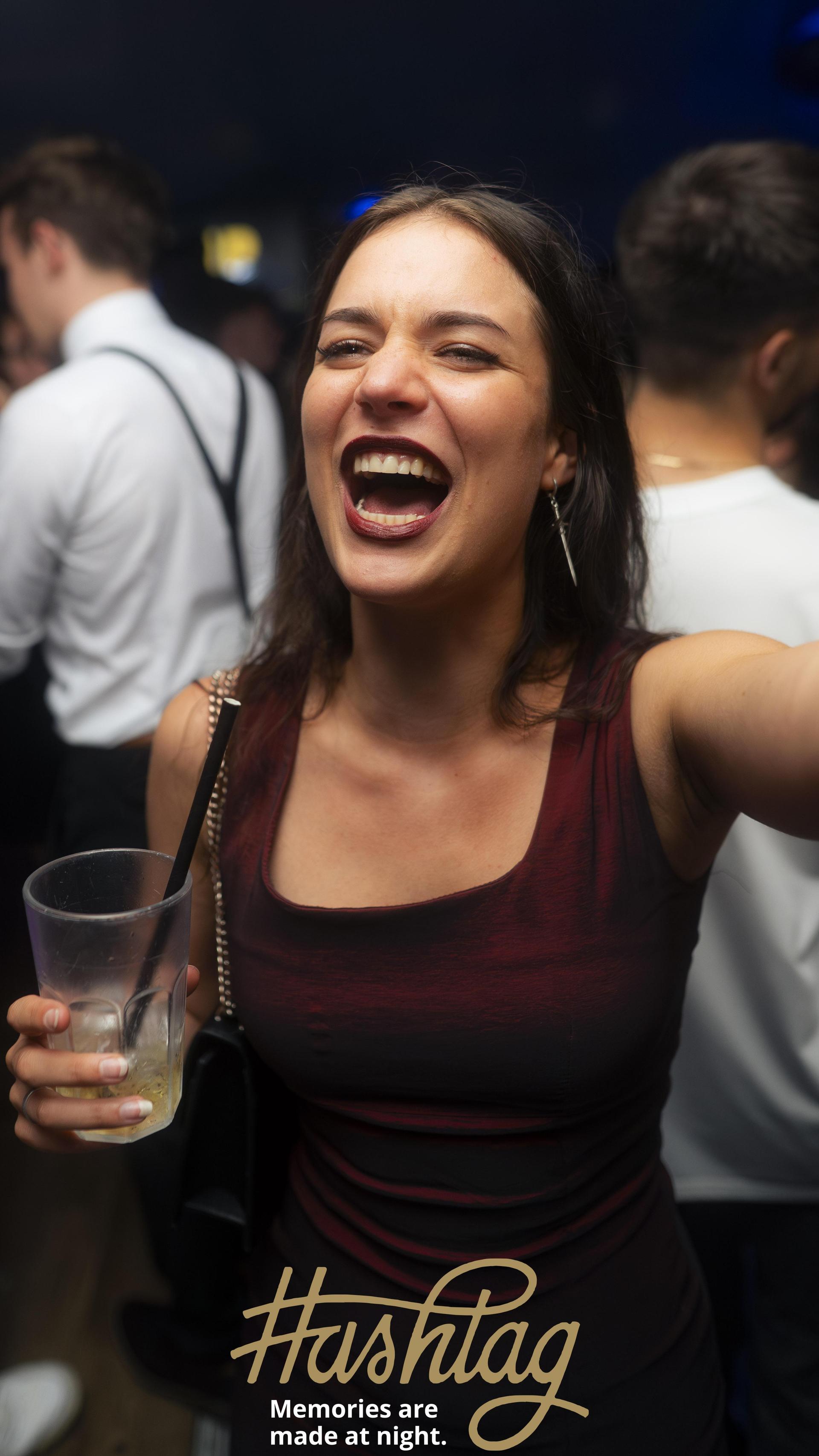 Im Hashtag sorgten am Freitag die Hits der 2000/10er für beste Stimmung. (Bild: Hannes Stock)