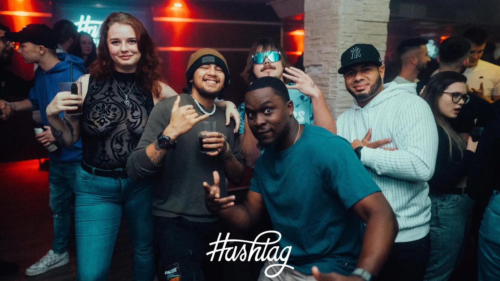 „GÖNNERGY” war das Motto am Freitag im Hashtag Weiden. Neben den Energydrinks gab es Musik von <b>DJ Sonix</b>. (Bild: Sebastian Reiter)