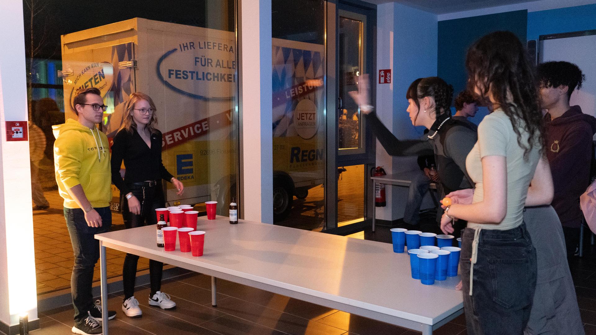 Die Bilder der FOSBOS-Kennenlernparty.  (Bild: mcl)
