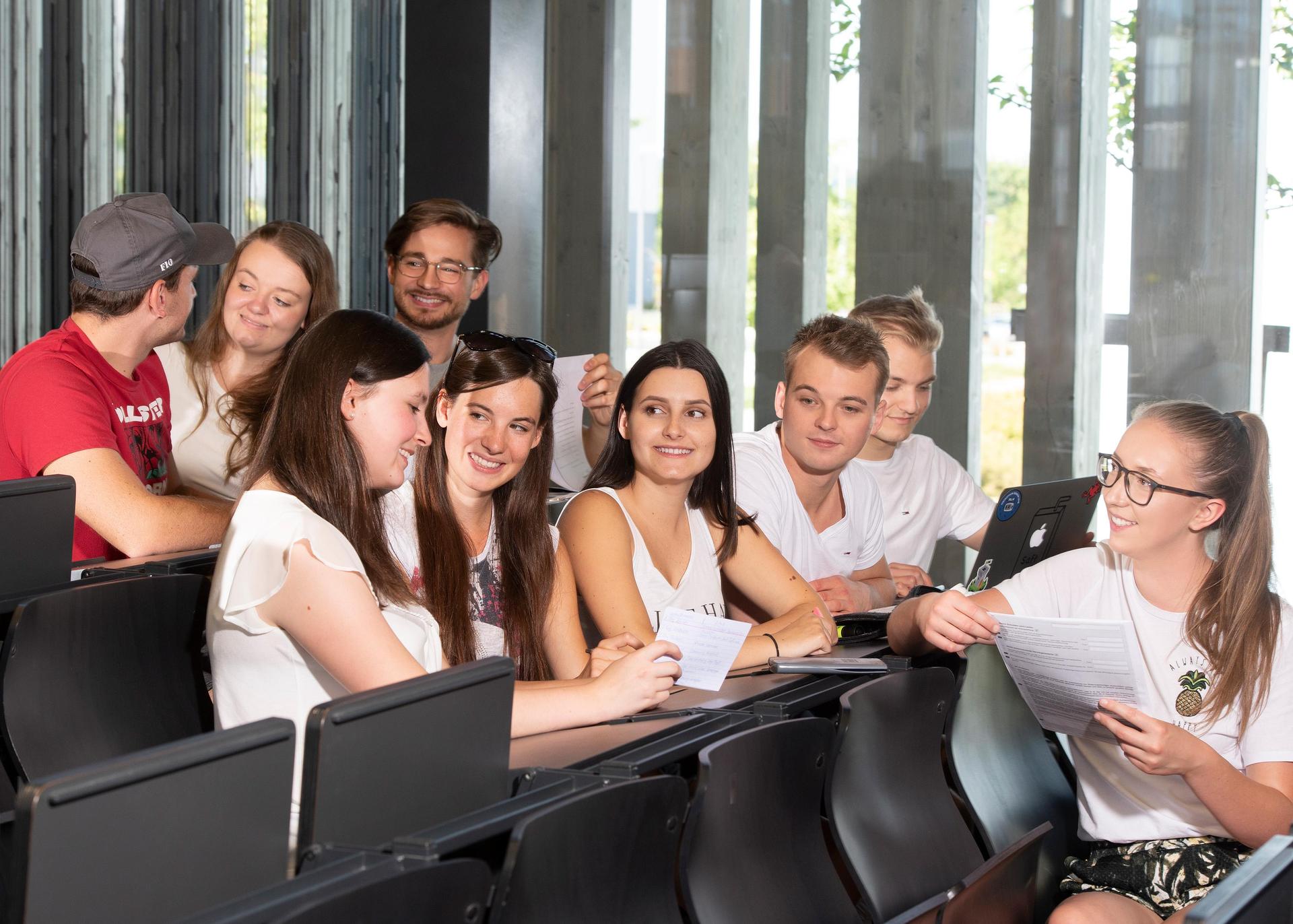 Beim Studieninformationstag kann ins Studentenleben geschnuppert werden. (Bild: OTH Amberg-Weiden)