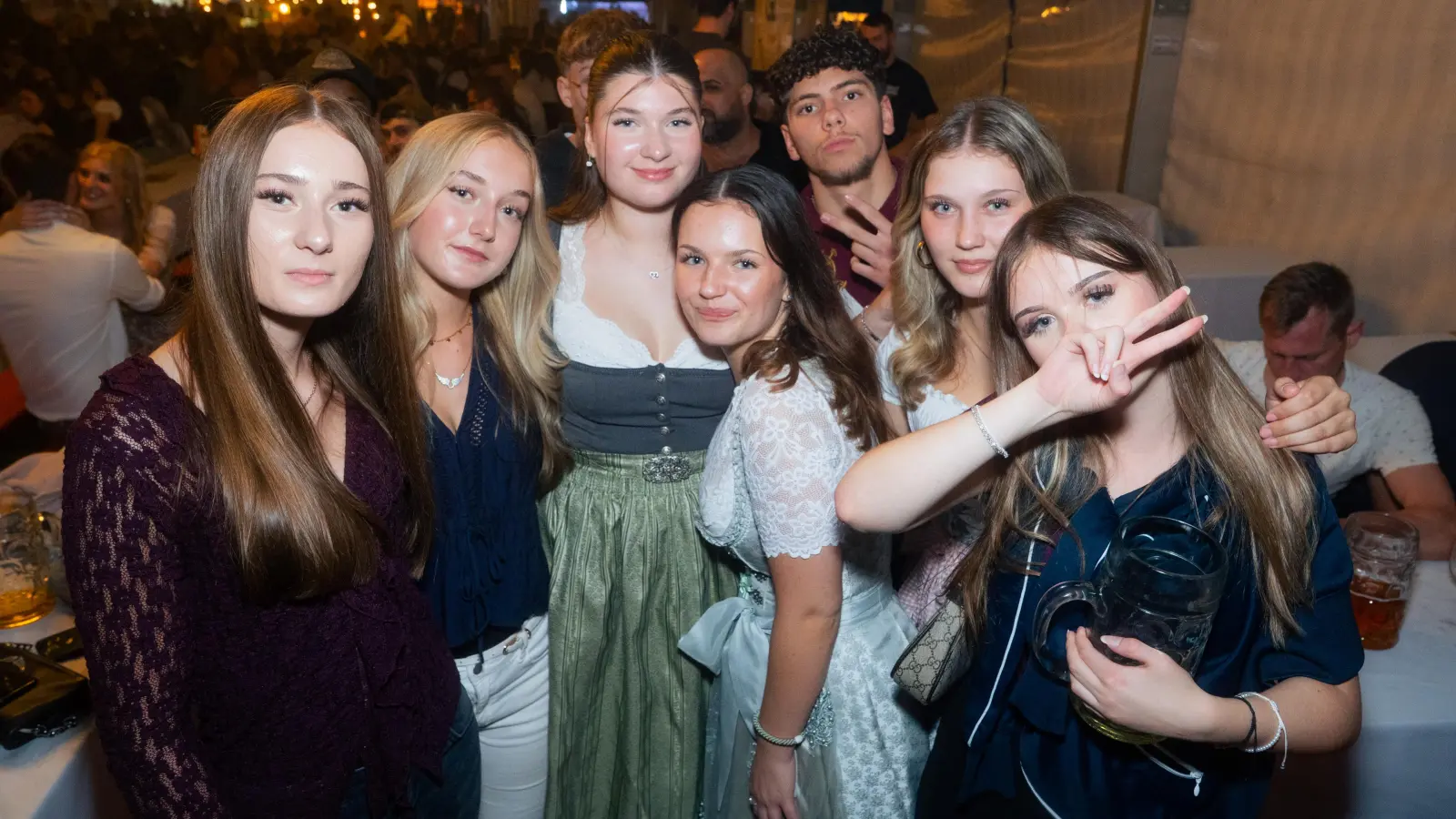 Der Samstag auf dem Weidener Volksfest 2025. (Bild: Hannes Stock)