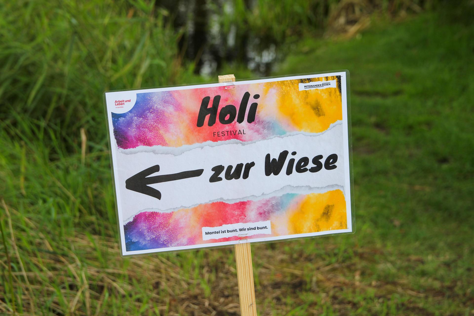 So war das Holi-Festival in Mantel. (Bild: Lea Stecher)