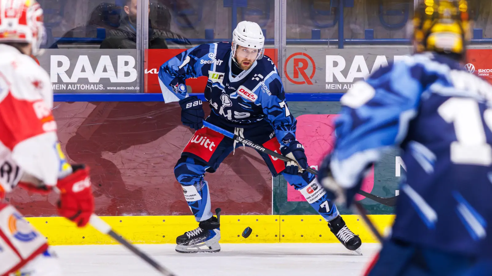 Luca Gläser von den Blue Devils Weiden im Spiel gegen die Eispiraten Crimmitschau am 10. Februar 2026. (Bild: Werner Moller)