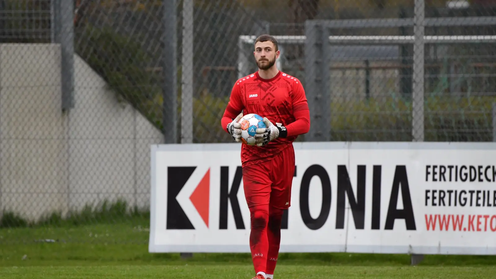 Torwart Lukas Kycek verlässt den Landesligisten SpVgg SV Weiden. (Bild: Dagmar Nachtigall)