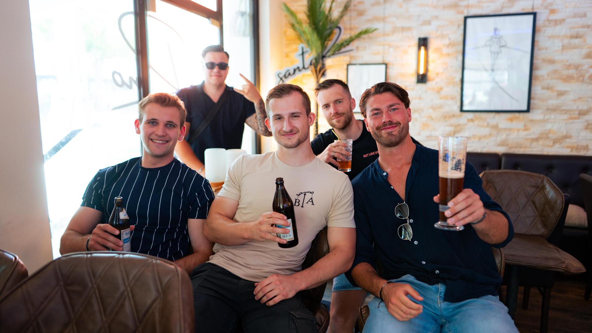 Daydrinking am Samstag im SantoRino.  (Bild: Hannes Stock)