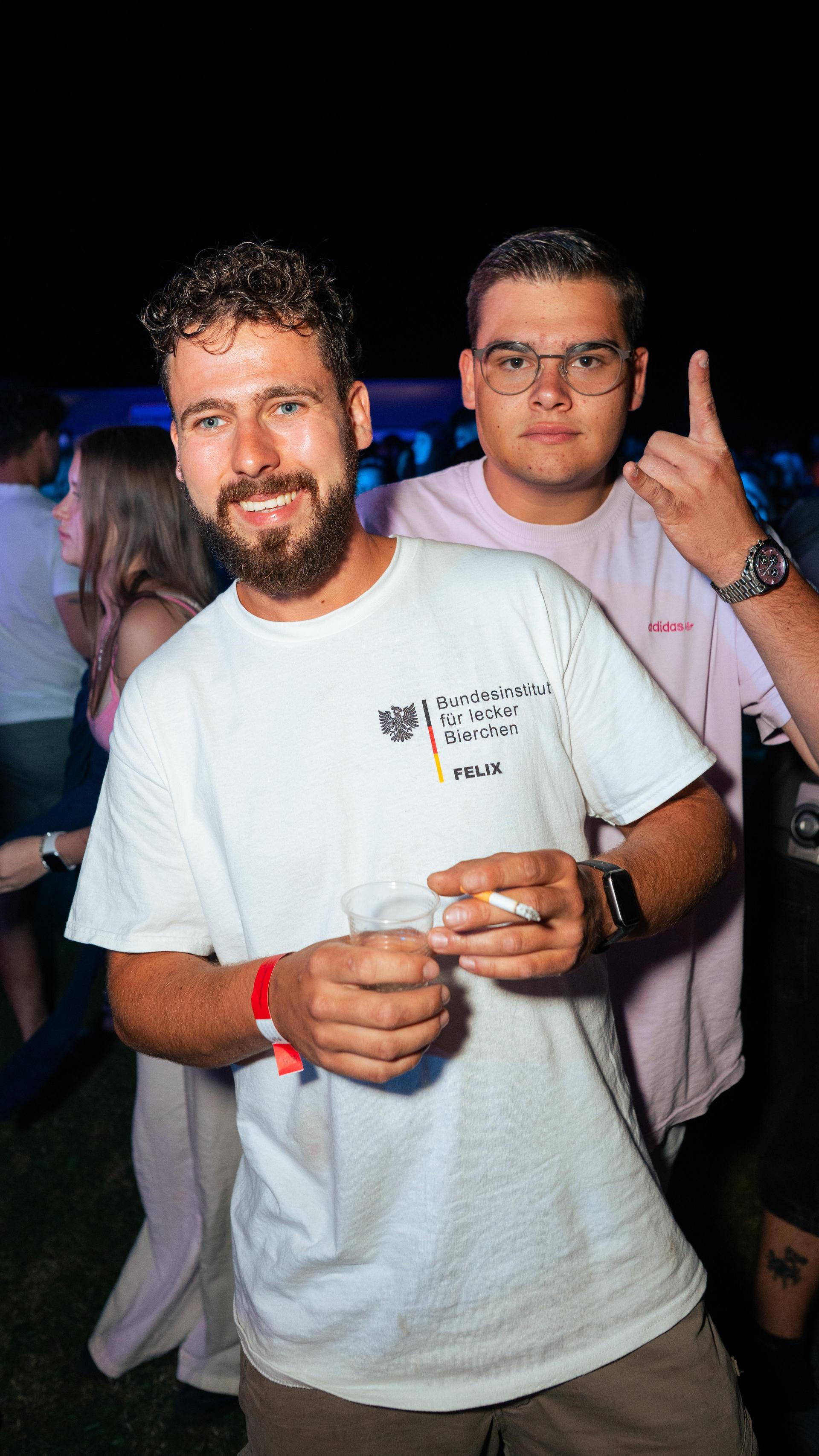 Bilder der Beach Party. (Bild: Hannes Stock)