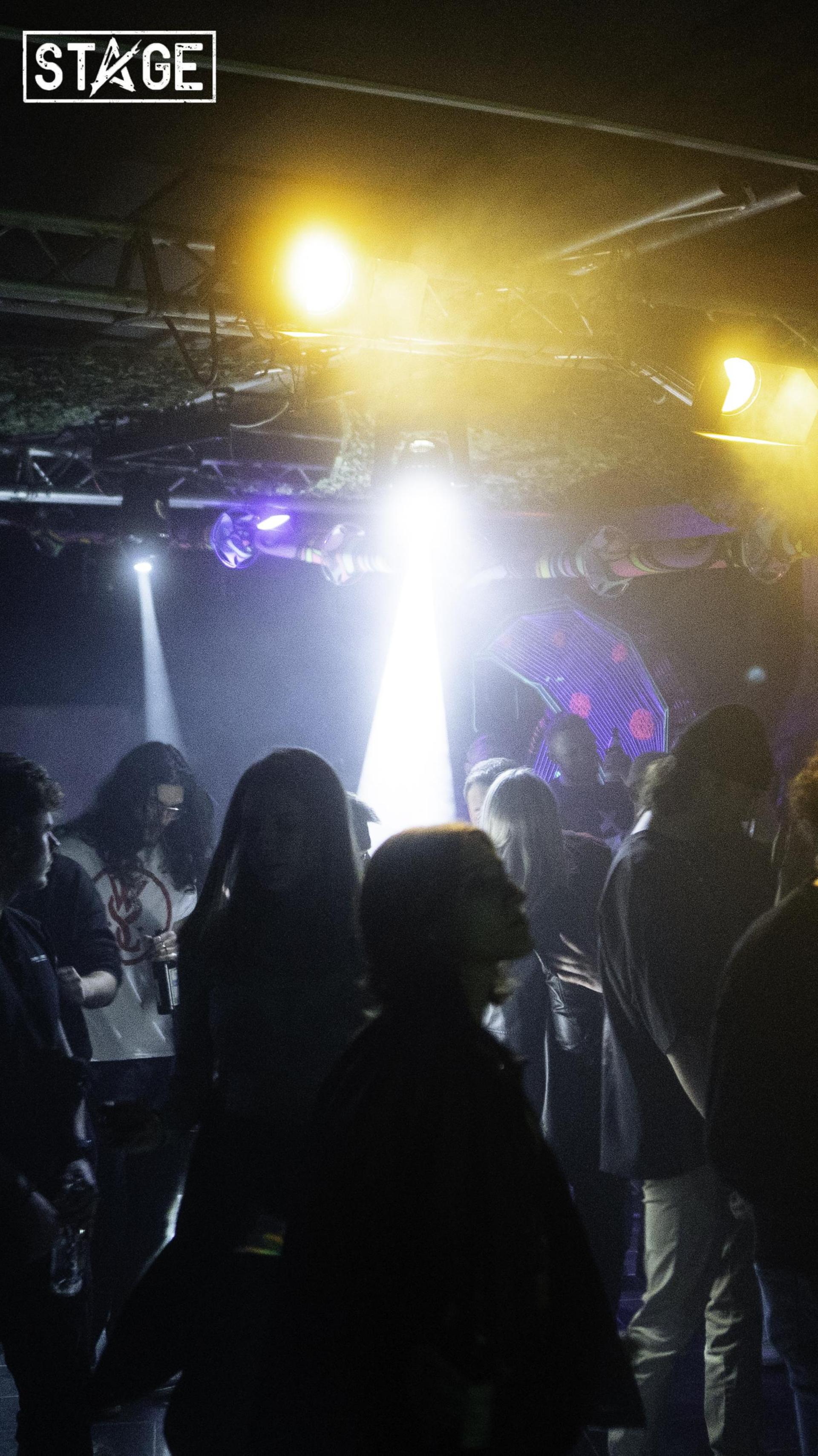 Die Fotos der „Schwitzkasten”-Party im Stage. (Bild: Hannes Stock)
