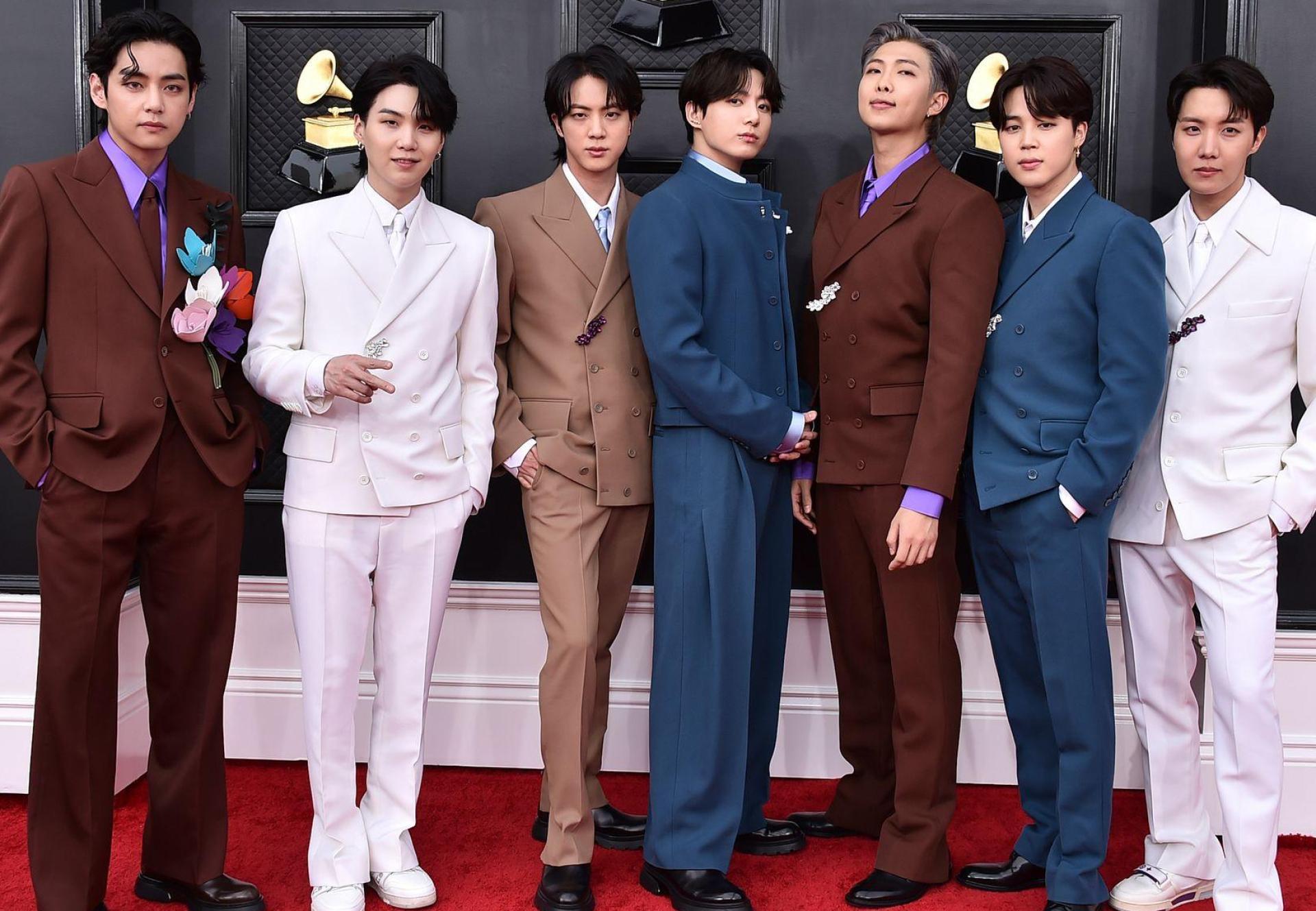Erfolg vor der Wehrdienstpause: Die Band BTS kommt zu den 64th Annual Grammy Awards im Jahr 2022. (Archivbild: Jordan Strauss/Invision/AP/dpa)