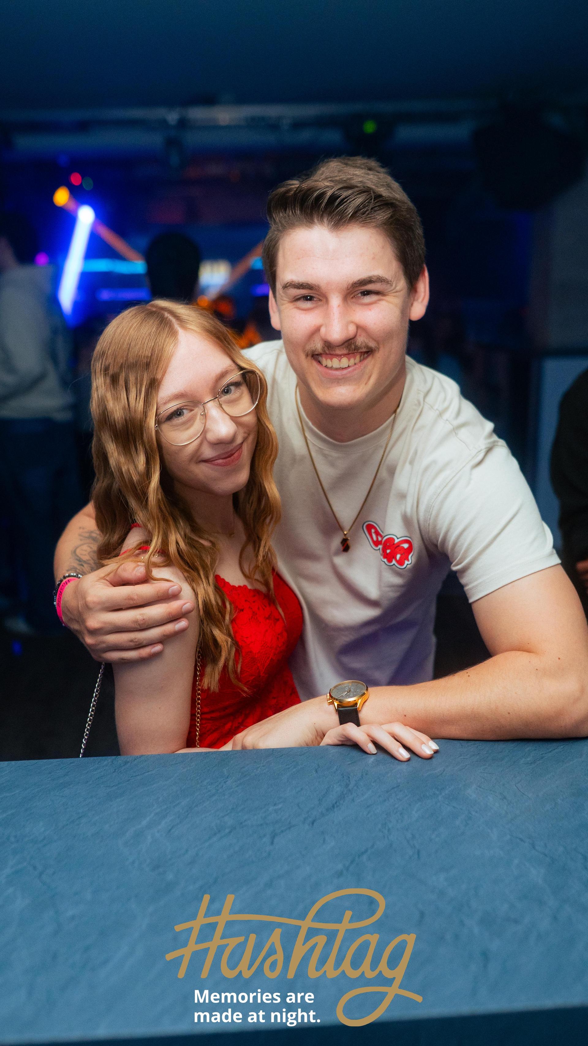 Im Hashtag haben euch am Freitag zwei neue, junge DJs eingeheizt: DJ Feco und DJ Whitekk. (Bild: Hannes Stock)