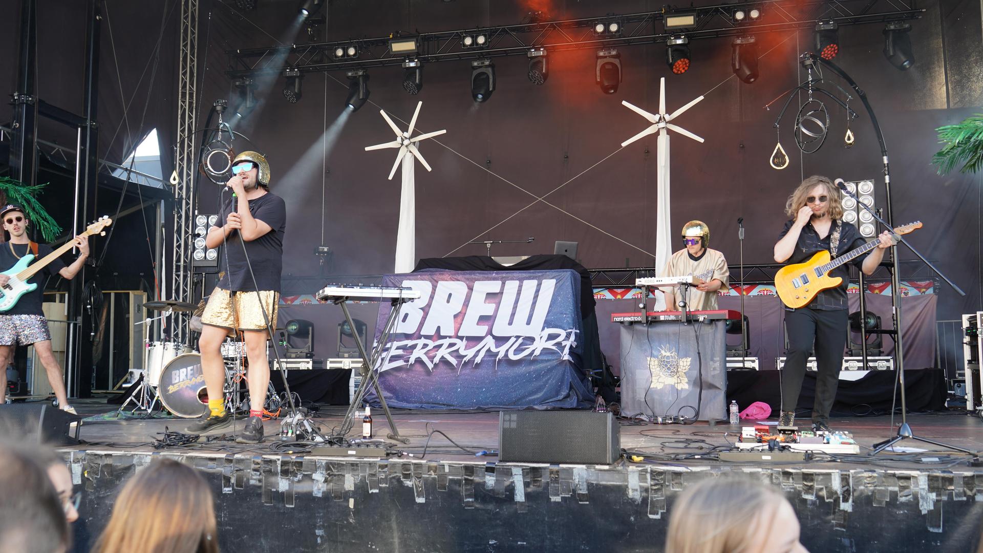 Am Freitagabend spielten „Dicht und Ergreifend” auf dem Campus Open Air. (Bild: mcl)