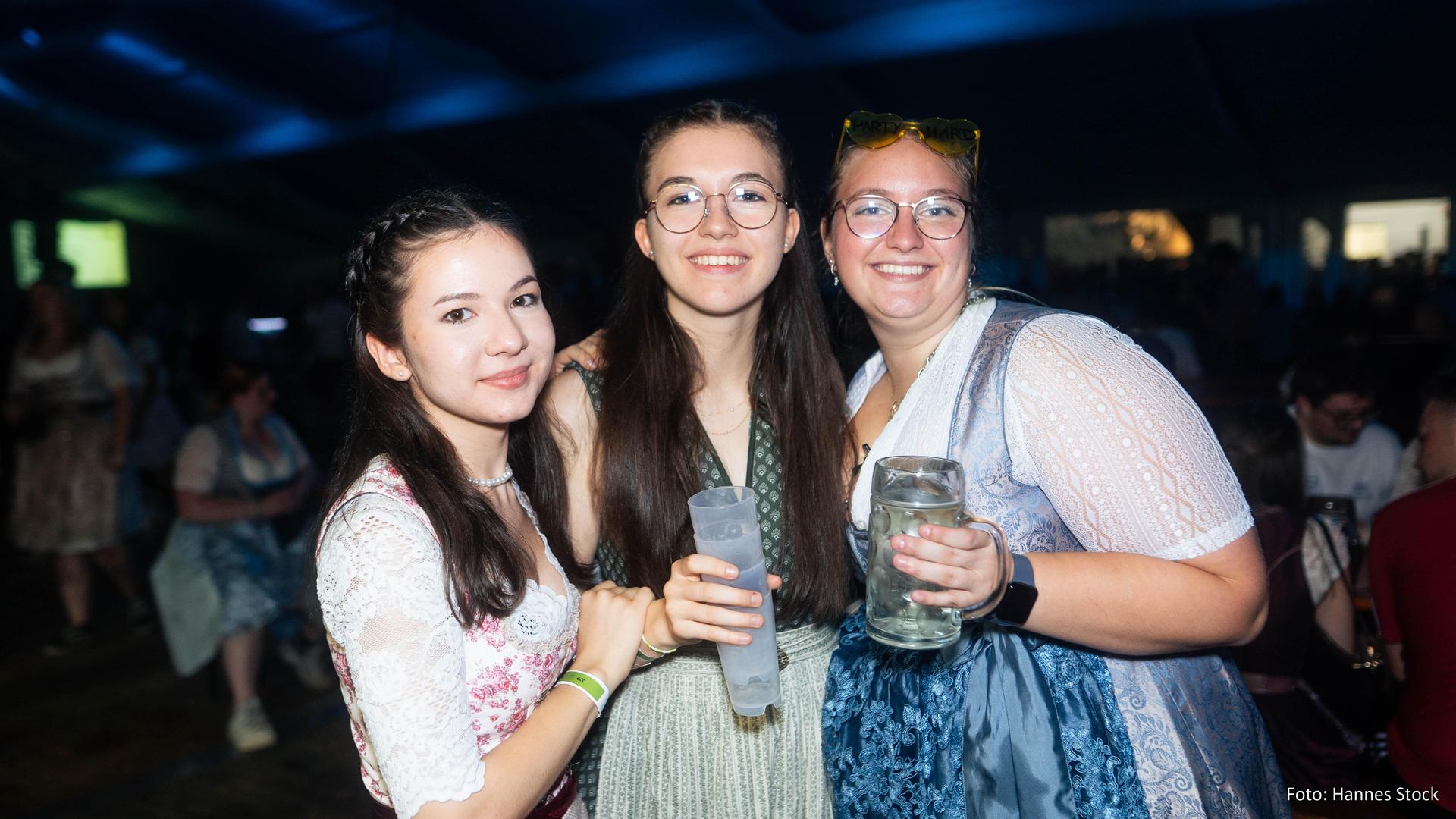 Das war die Flosser Kirwa am Samstag.  (Bild: Hannes Stock )