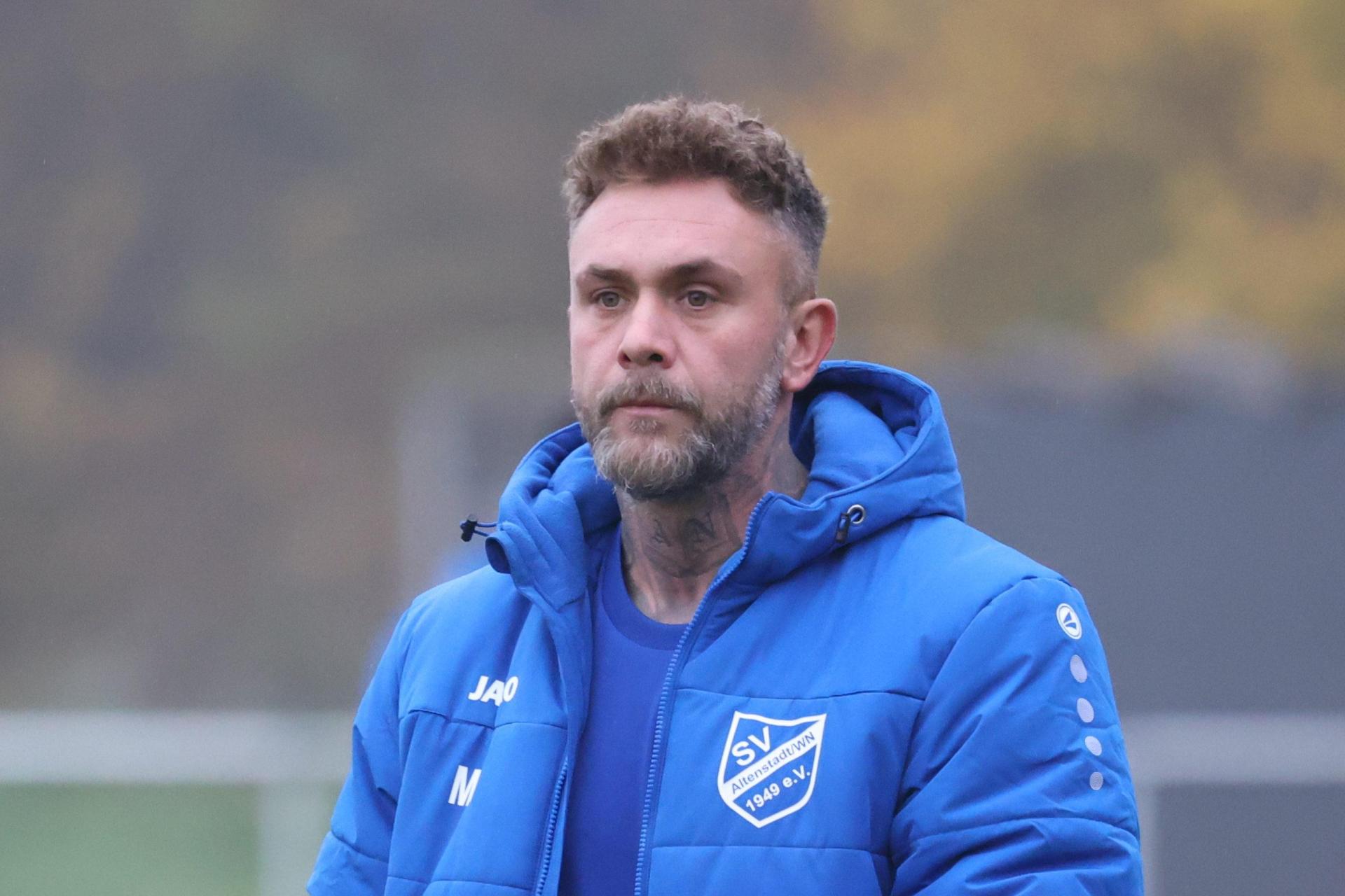Marvin Häffner hat seinen Vertrag als Trainer beim SV Altenstadt/WN verlängert. (Bild: Dieter Jäschke)