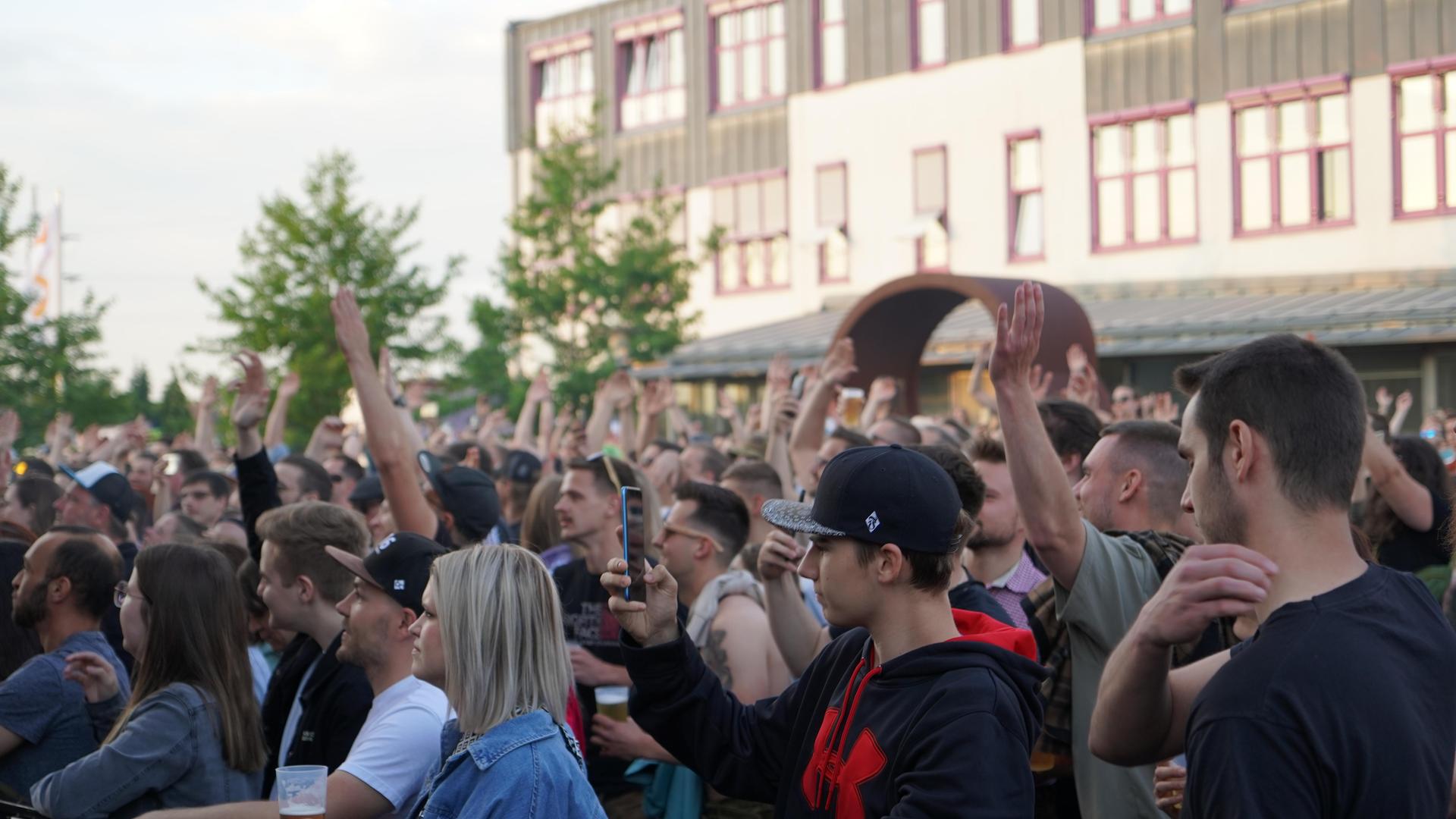 Am Freitagabend spielten „Dicht und Ergreifend” auf dem Campus Open Air. (Bild: mcl)