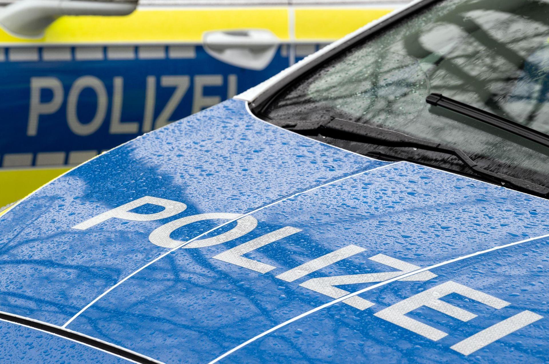 Unbekannte haben ein weißes Wohnmobil in Windischeschenbach gestohlen.  (Symbolbild: Soeren Stache/dpa)