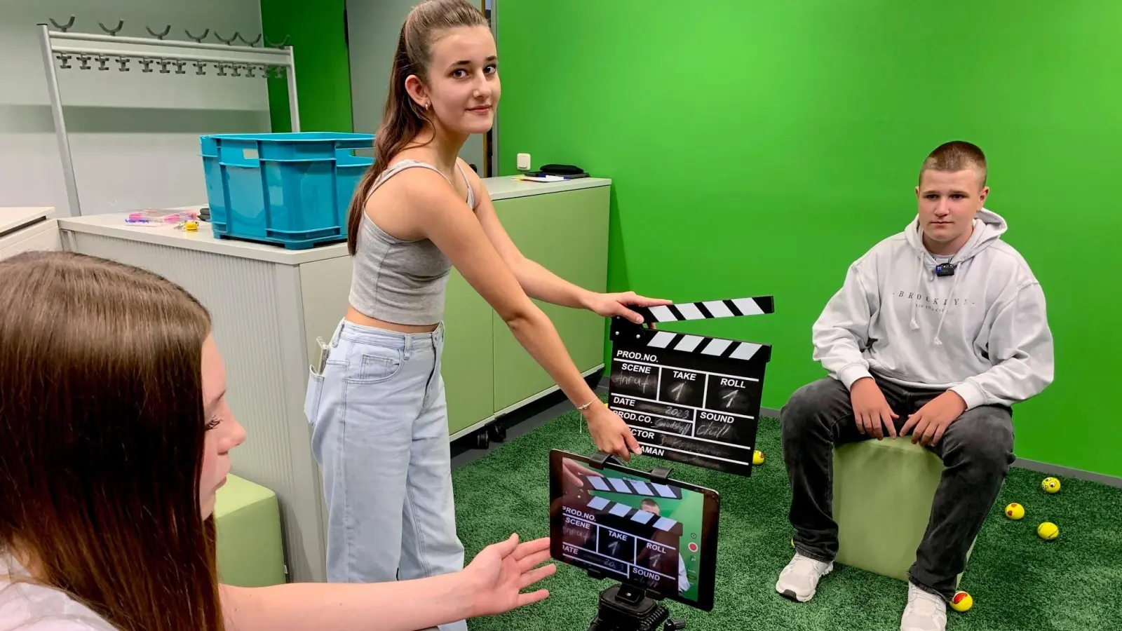 Im „Wischulab” der Gustl-Lang-Schule in Weiden können die Schülerinnen und Schüler Videos drehen. Dazu steht ihnen ein Greenscreen zur Verfügung.  (Archivbild: Gabi Schönberger)