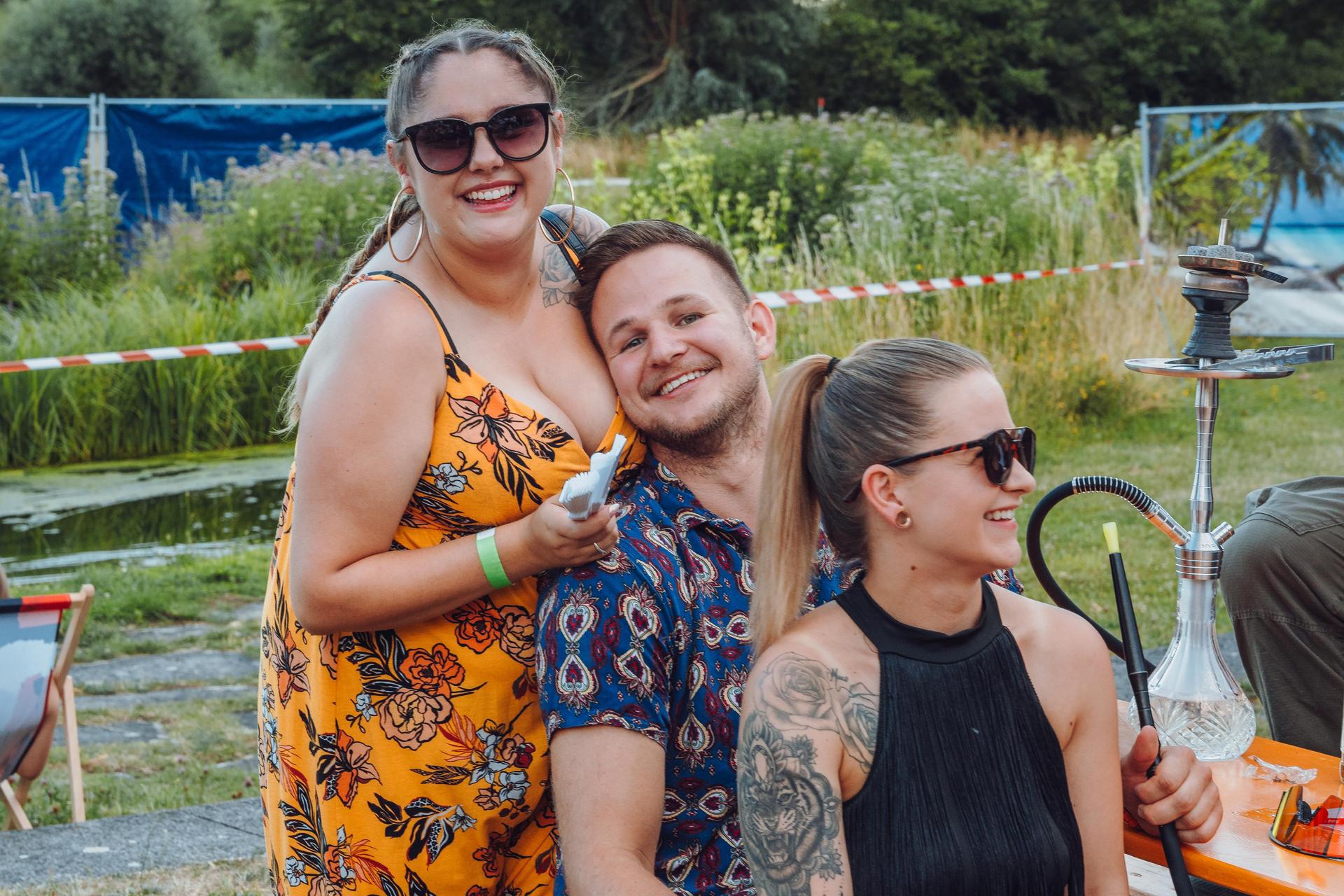 Shisha, Drinks und guter Hip-Hop. So war&#39;s am Hip-Hop BBQ in Amberg.  (Bild: Denise Helmschrott)