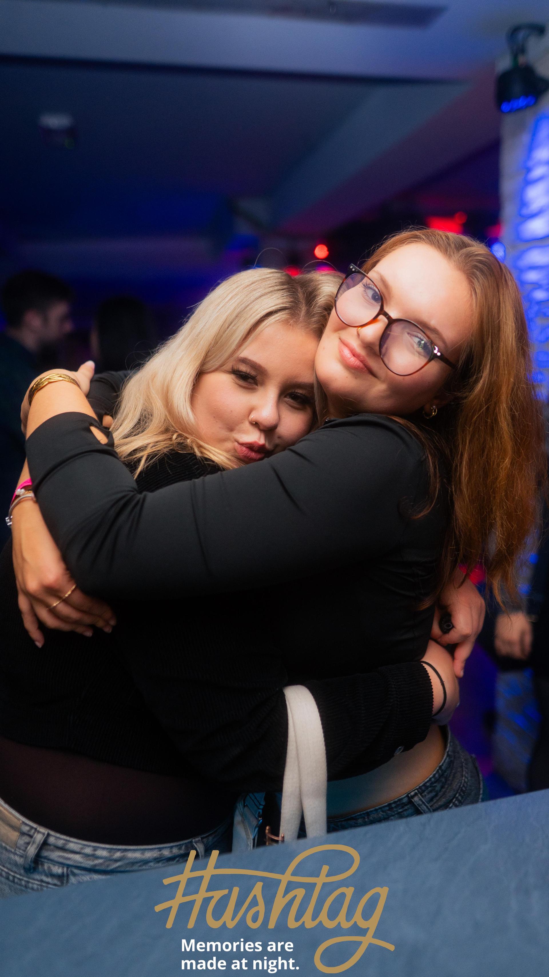 Die Partyfotos aus dem Hashtag am Freitag, 19. September. (Bild: Hannes Stock)