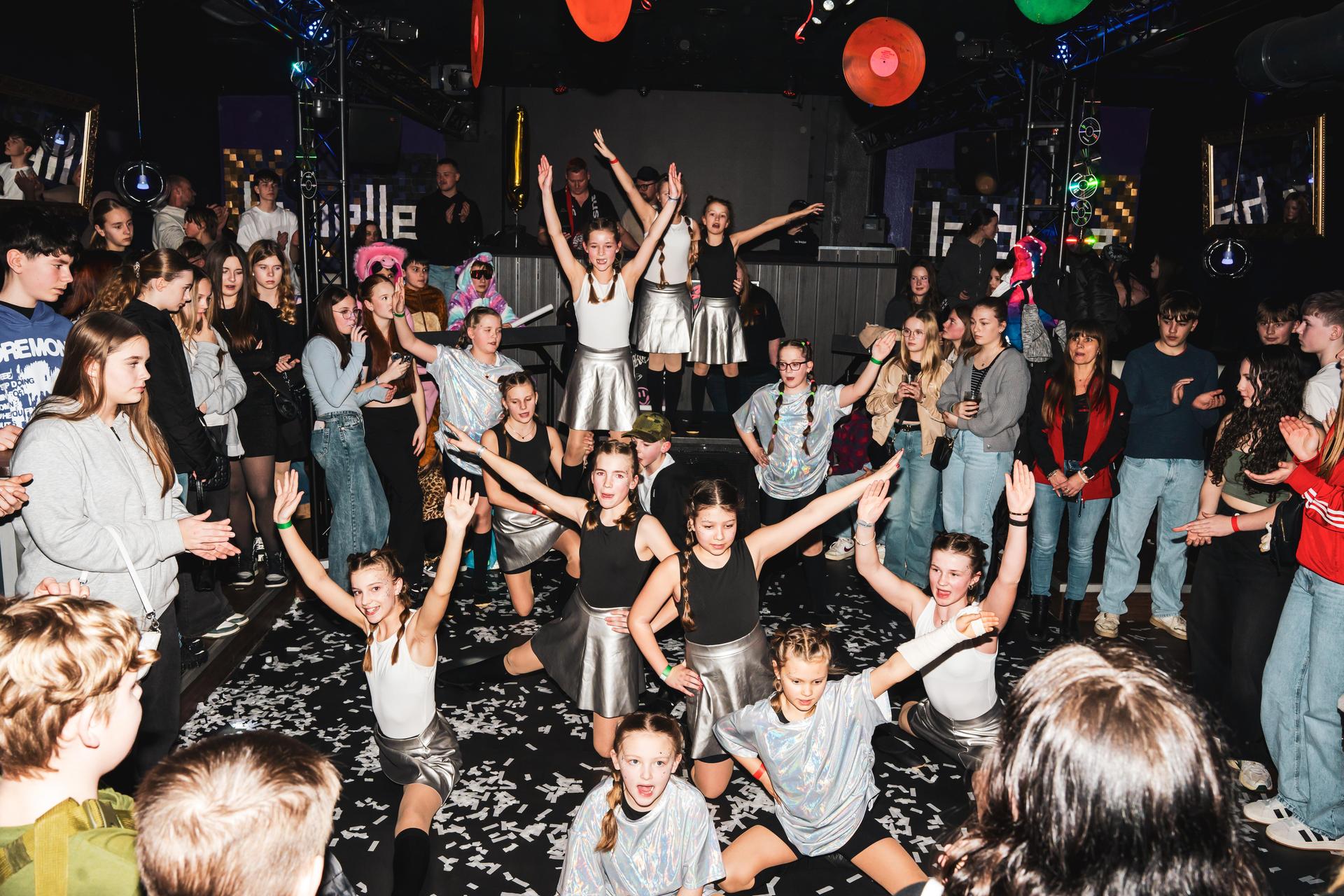 Das Jugend- und Teenieclubbing im La Belle Waidhaus. (Bild: Timo Kraus)