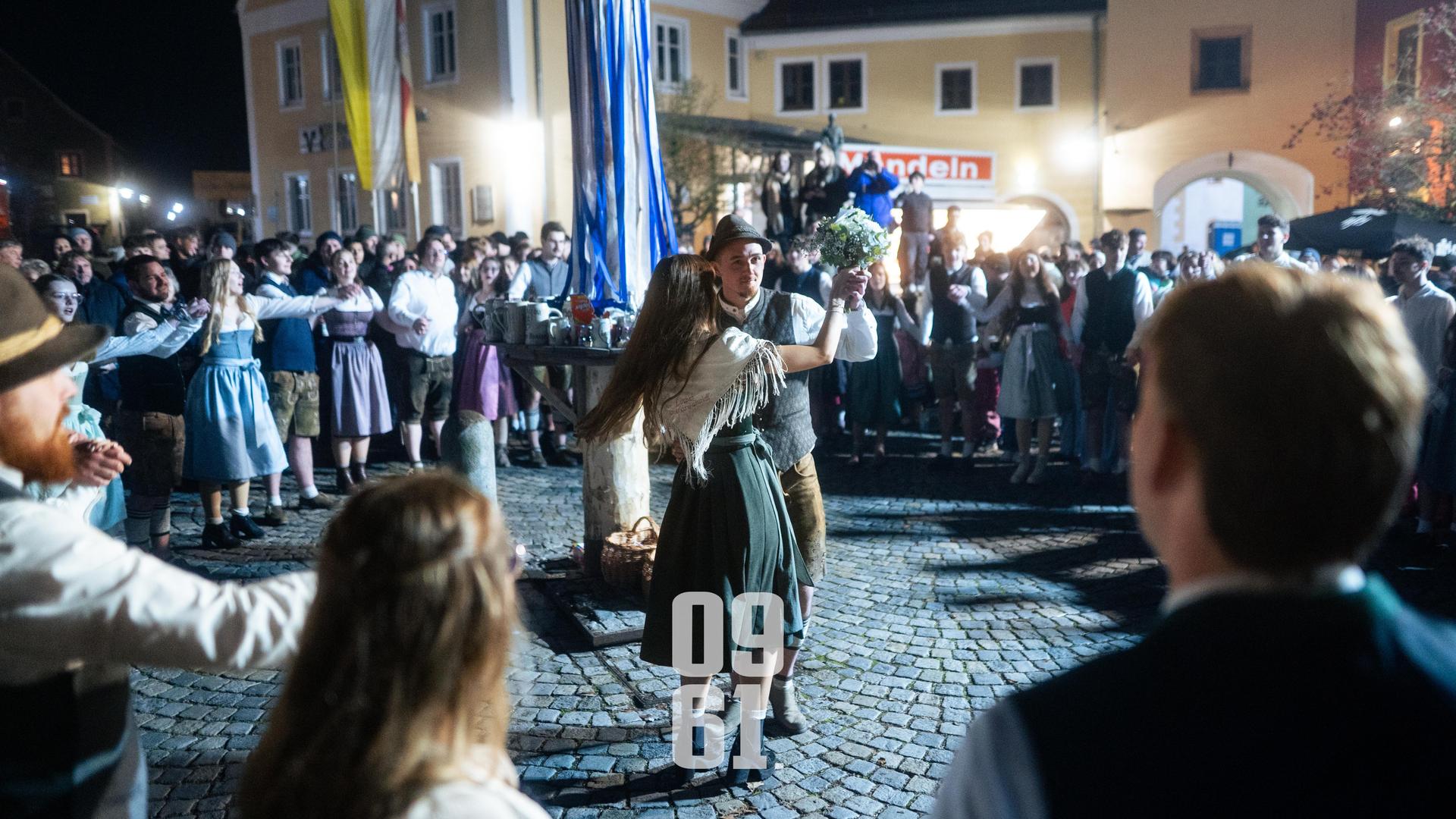 Auch am Sonntag wurde in Luhe gefeiert - die besten Bilder gibt&#39;s hier! (Bild: Hannes Stock)