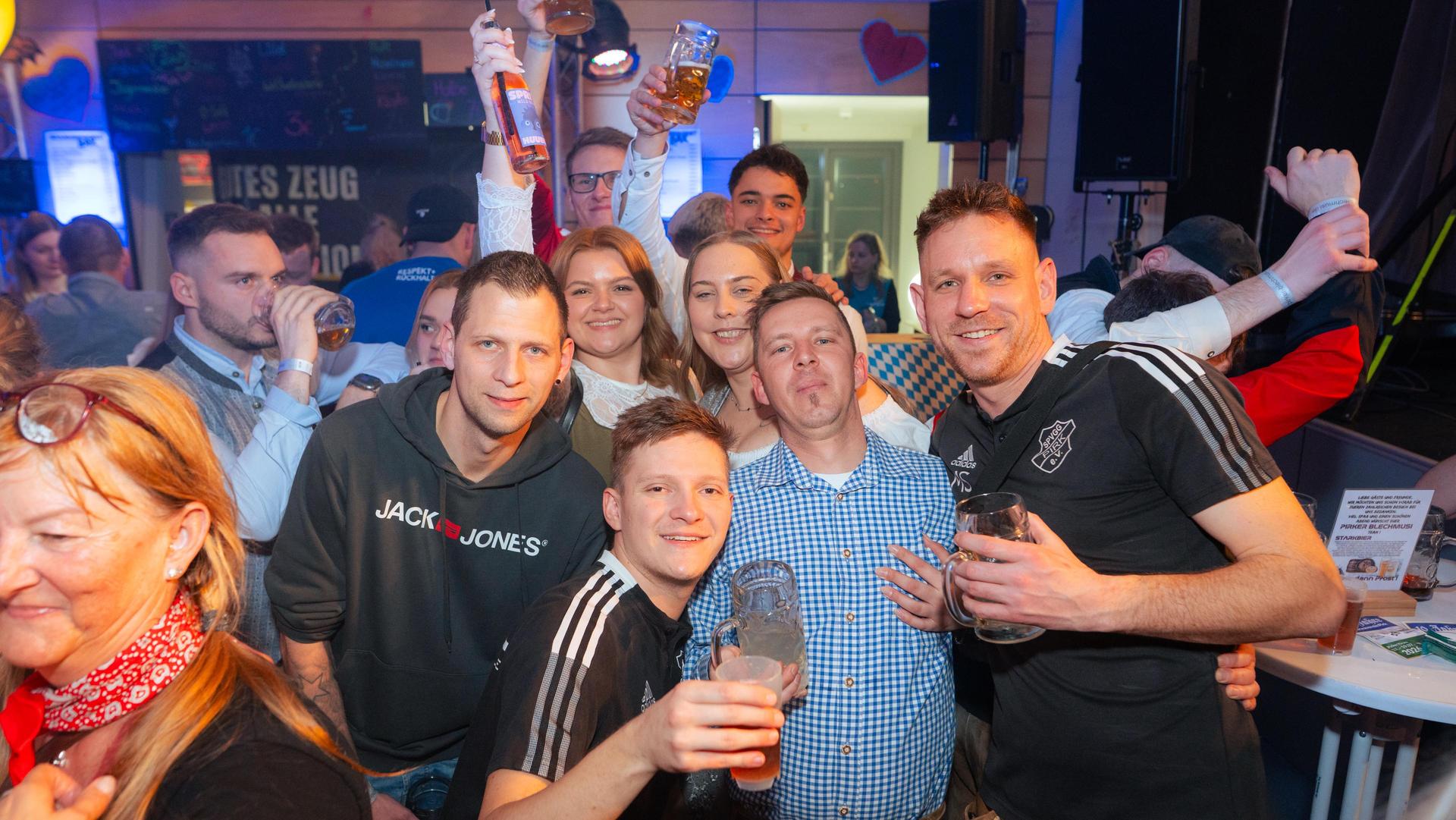 Partybilder vom Starkbierfest Pirk von Hannes Stock. (Bild: Hannes Stock)