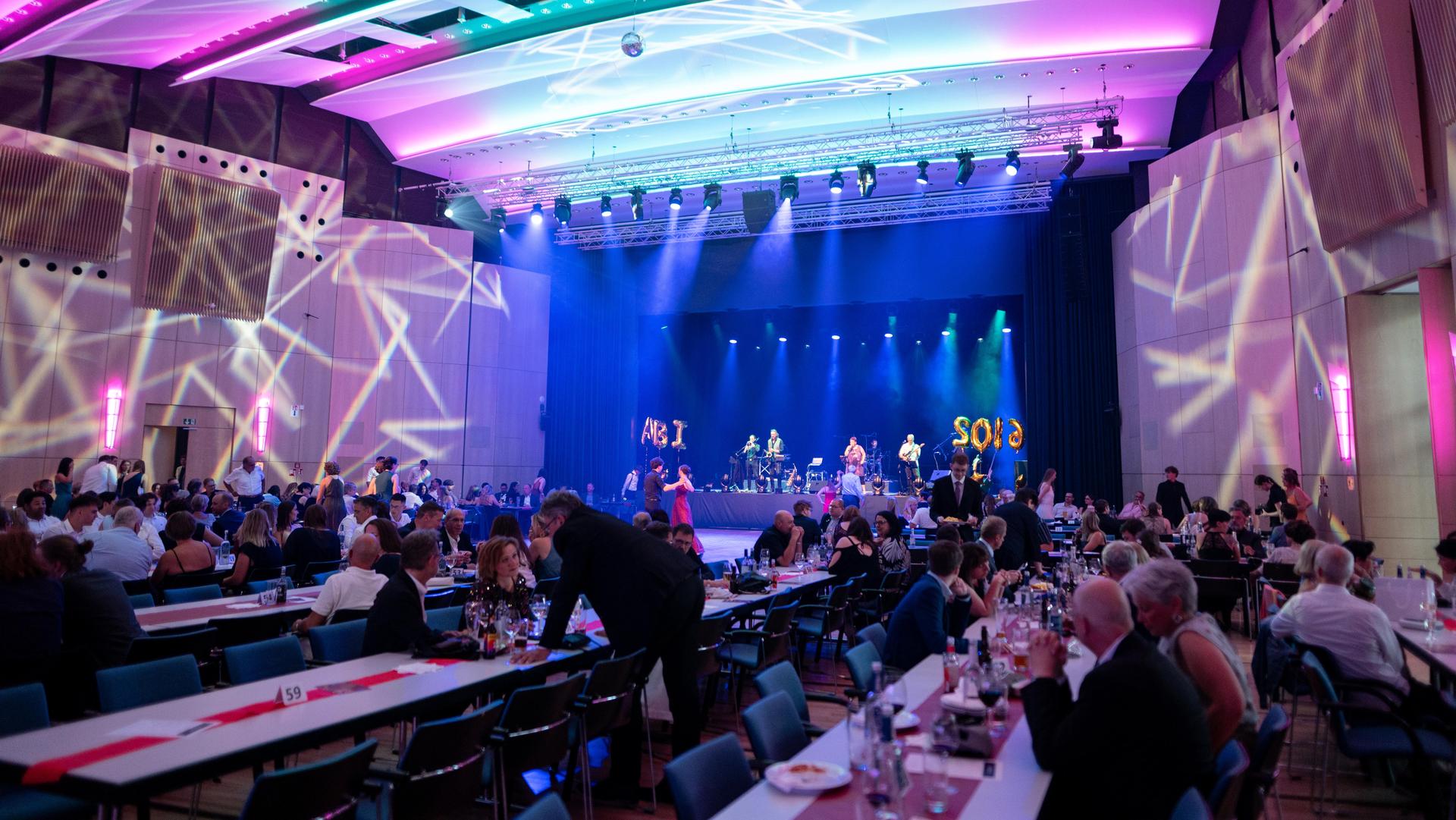 Eindrücke aus dem Abiball. (Bild: Hannes Stock)
