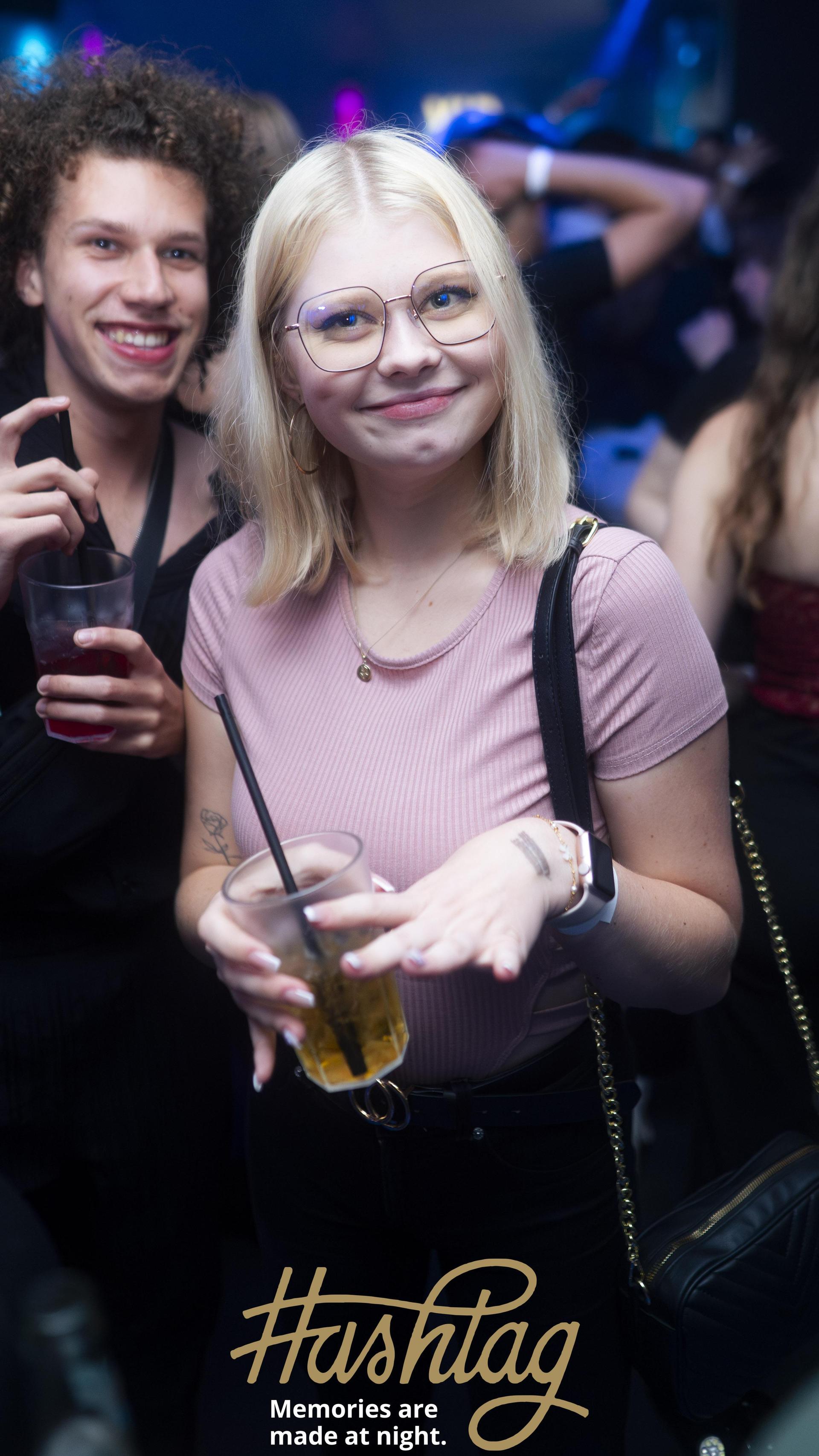 Im Hashtag sorgten am Freitag die Hits der 2000/10er für beste Stimmung. (Bild: Hannes Stock)